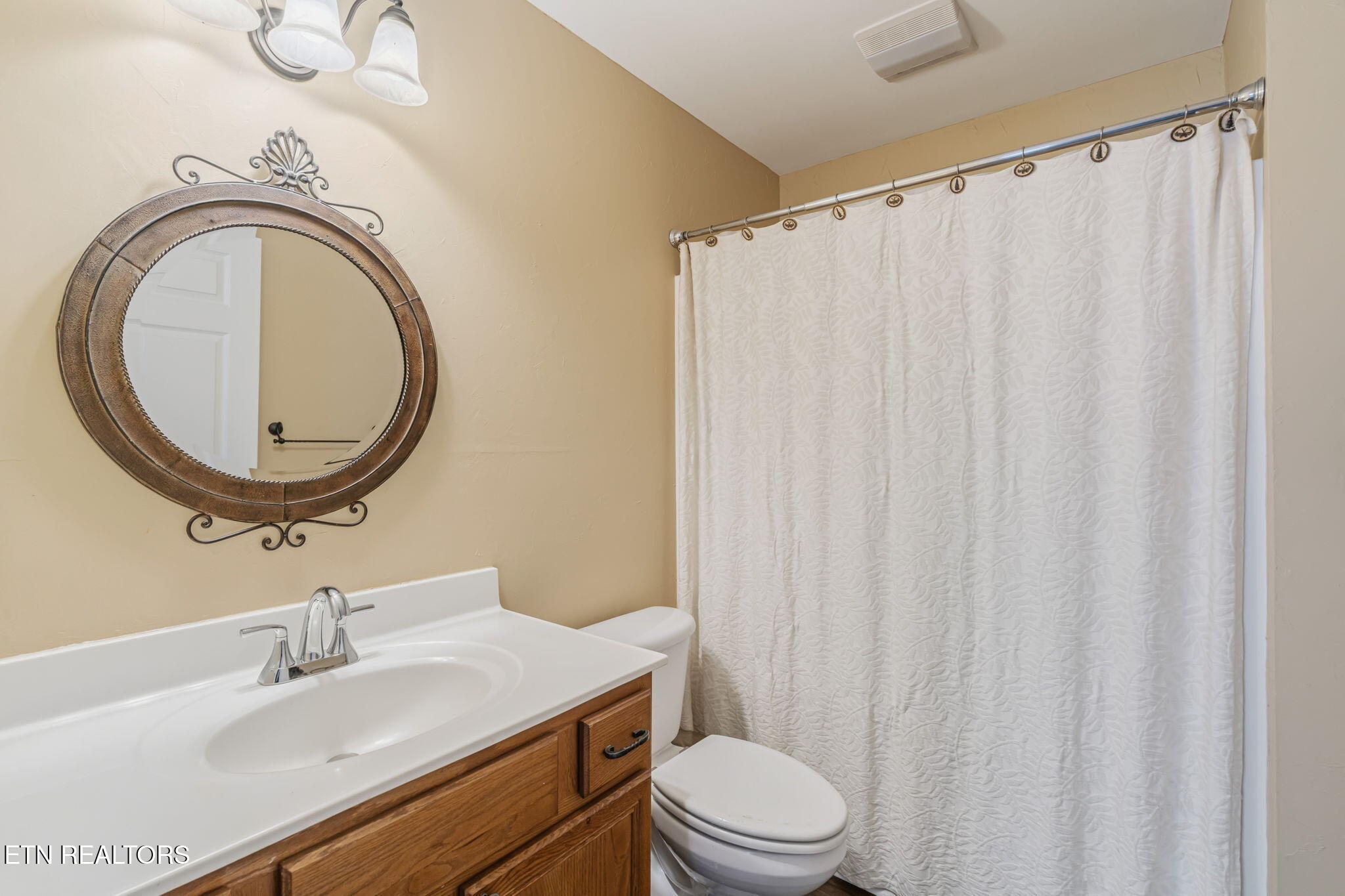 1724 Evening Shade Lane Knoxville TN 37919