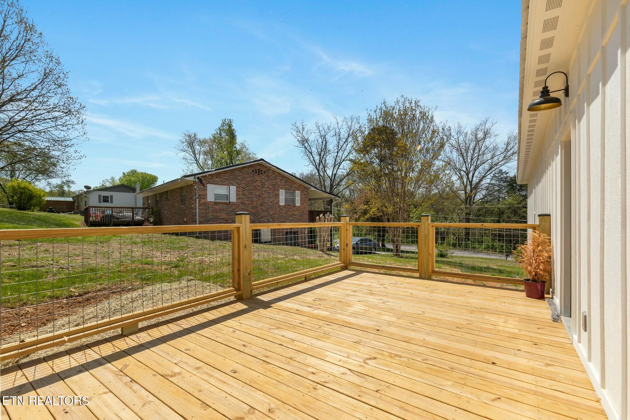 1909 Pine View Drive New Market TN 37820