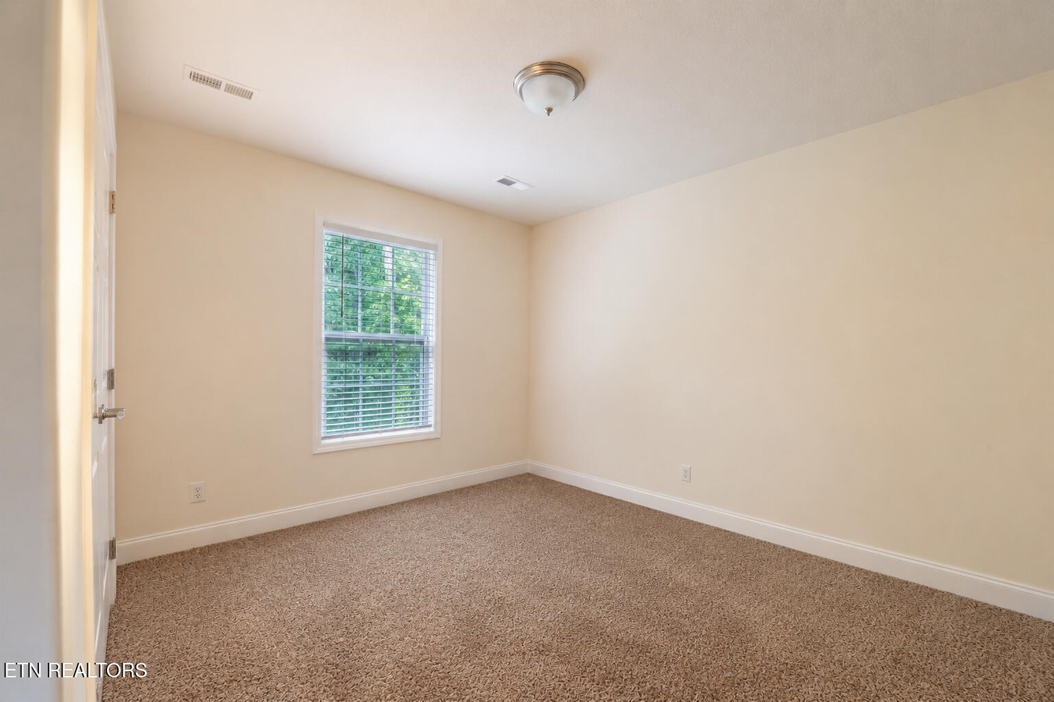 3331 Townsend Park Lane Powell TN 37849