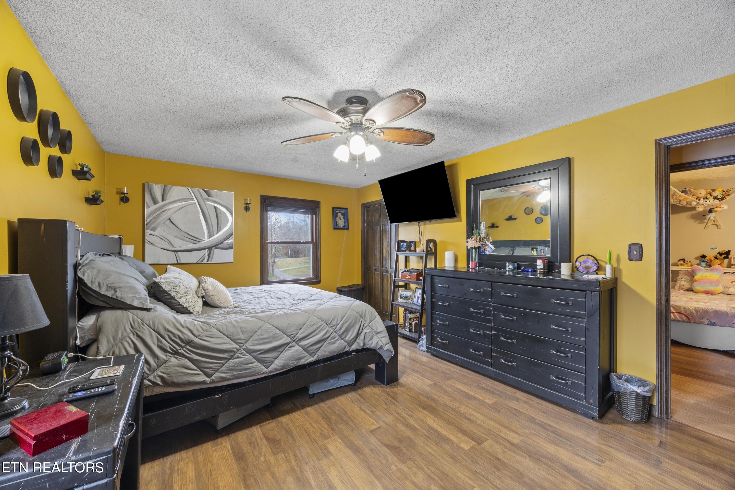 364 Orchard Valley Drive Harriman TN 37748