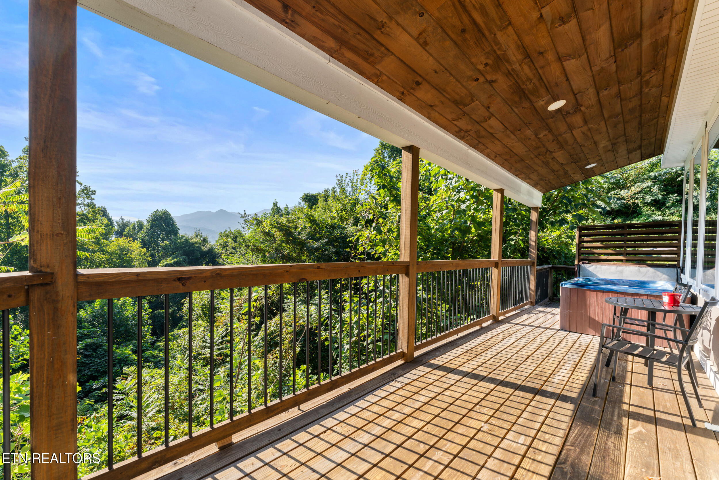 828 Beanstalk Road Gatlinburg TN 37738