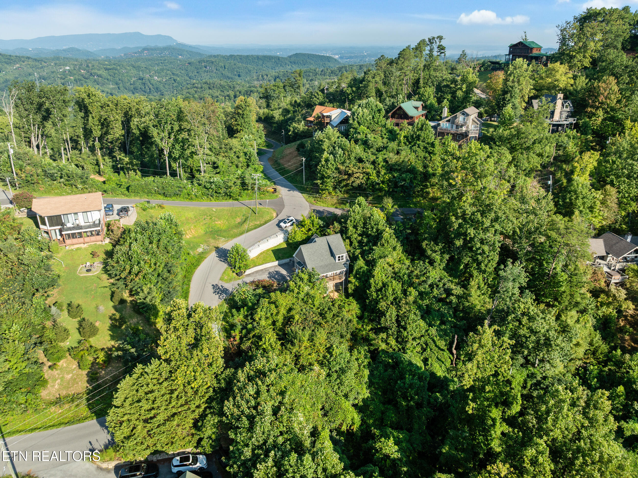 828 Beanstalk Road Gatlinburg TN 37738
