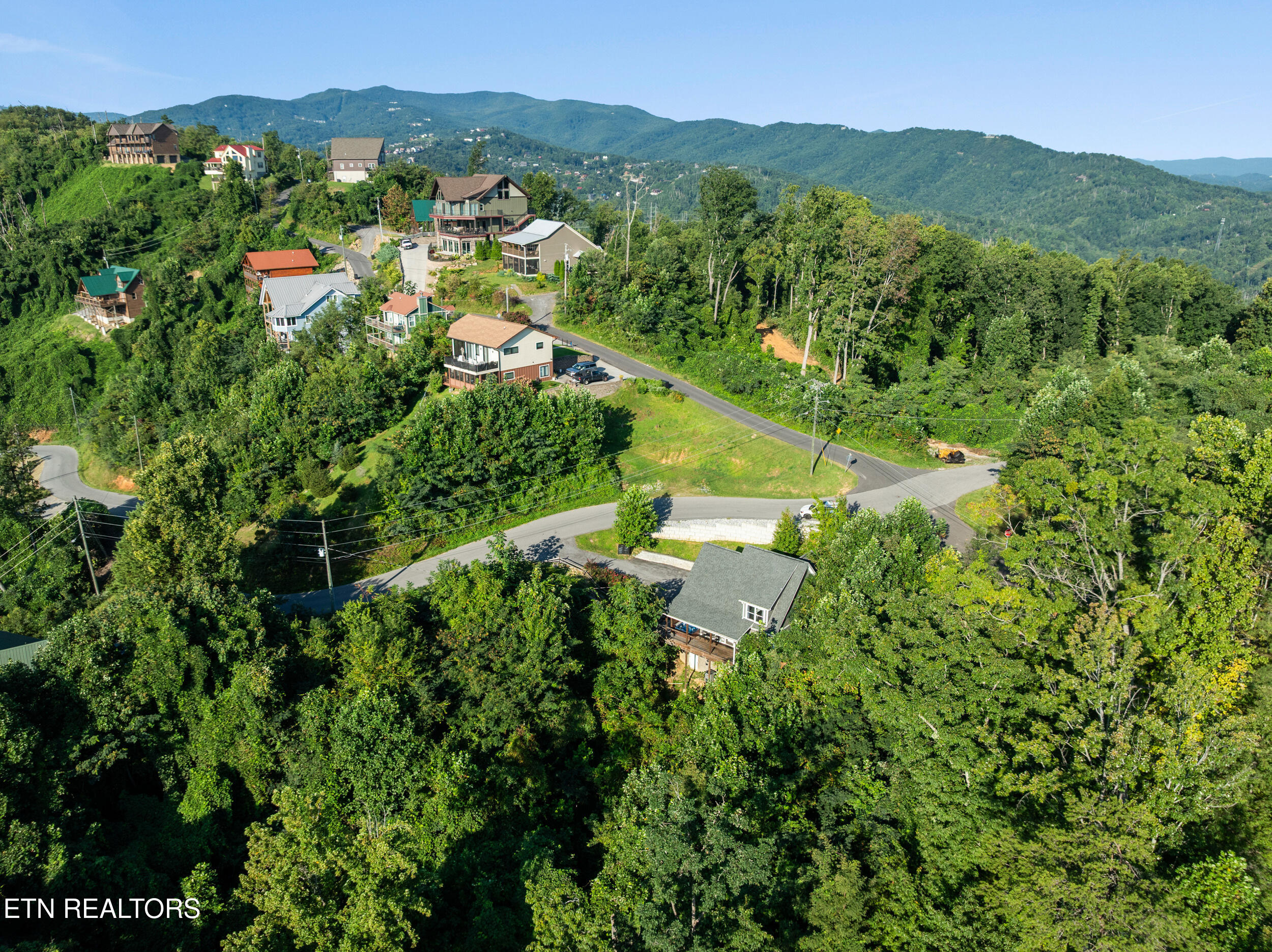 828 Beanstalk Road Gatlinburg TN 37738