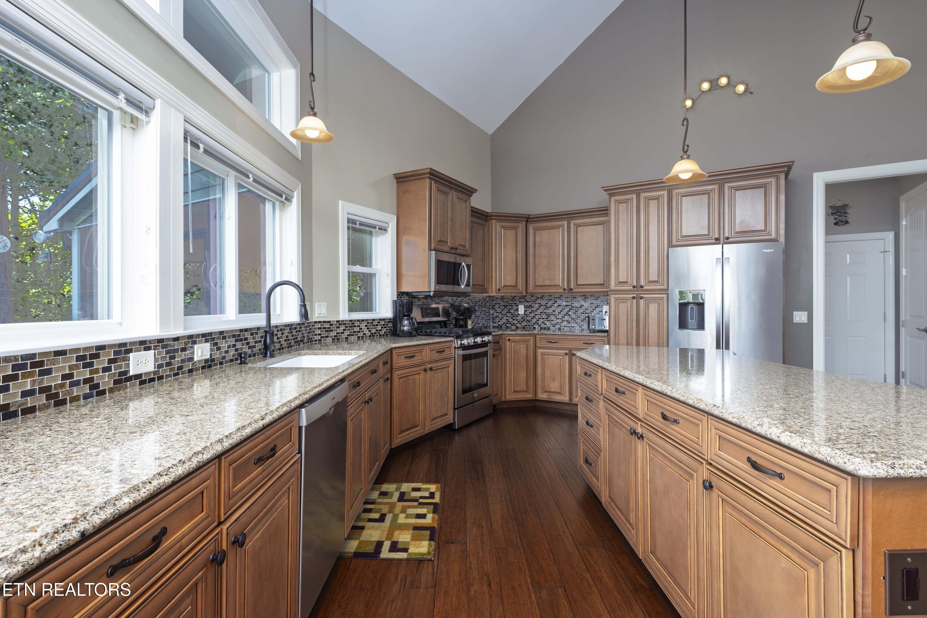 199 Piney Bay Lane Spring City TN 37381