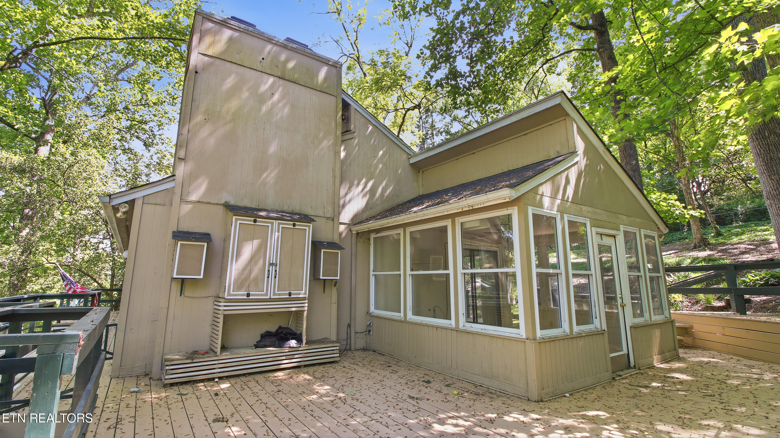 1313 S Chilhowee Drive Knoxville TN 37914