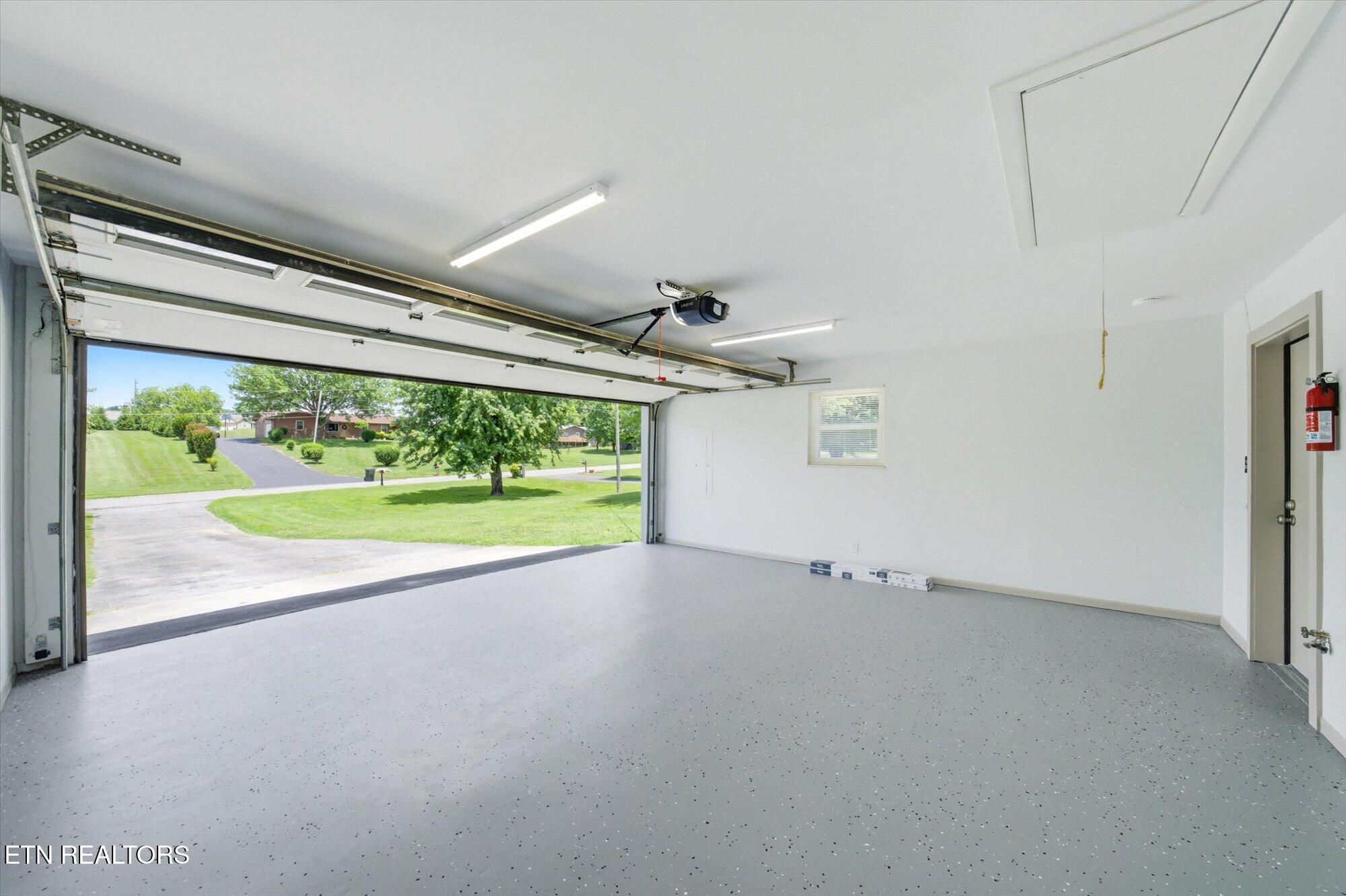 409 Windrush Circle Sevierville TN 37862
