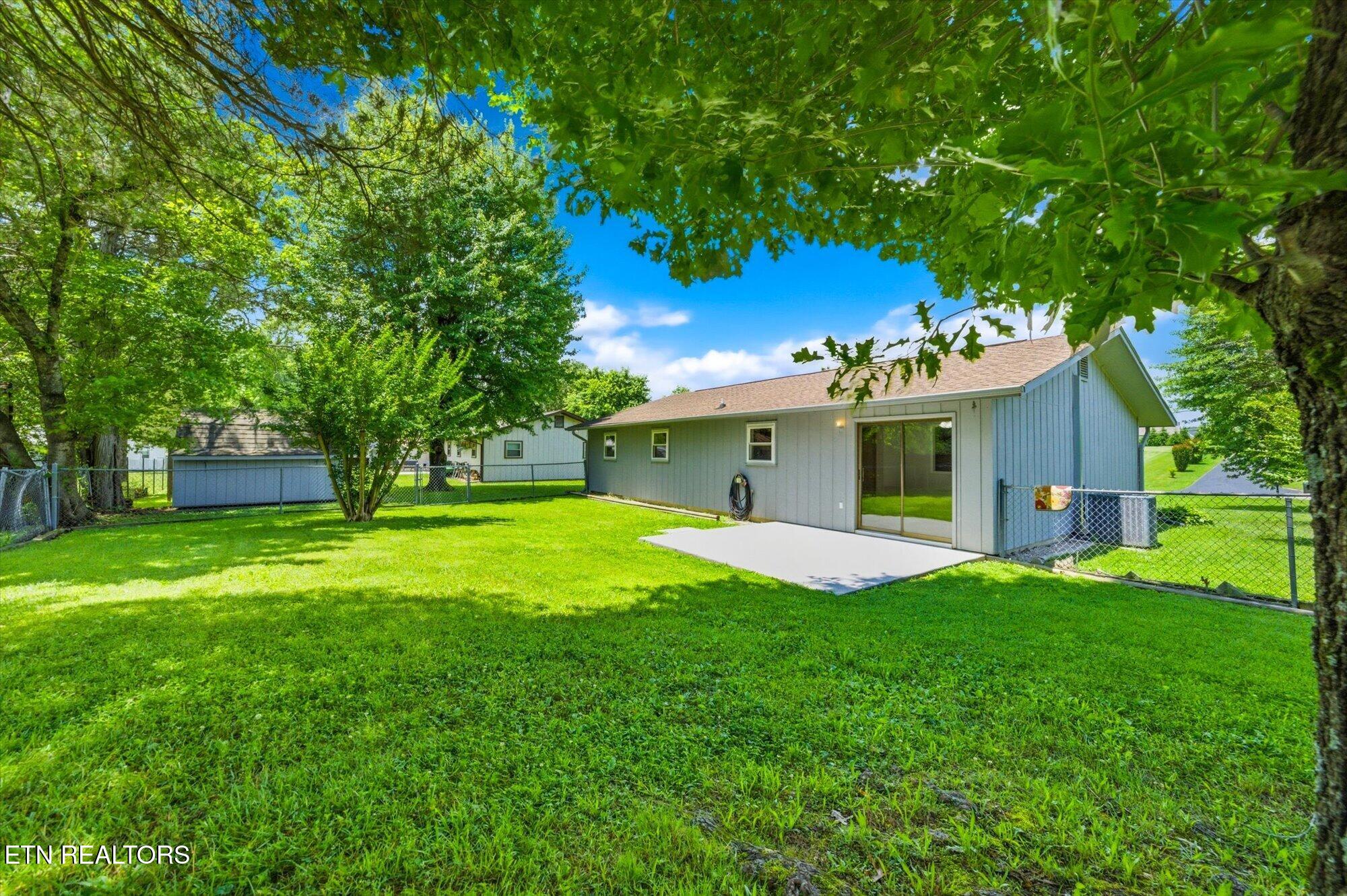 409 Windrush Circle Sevierville TN 37862