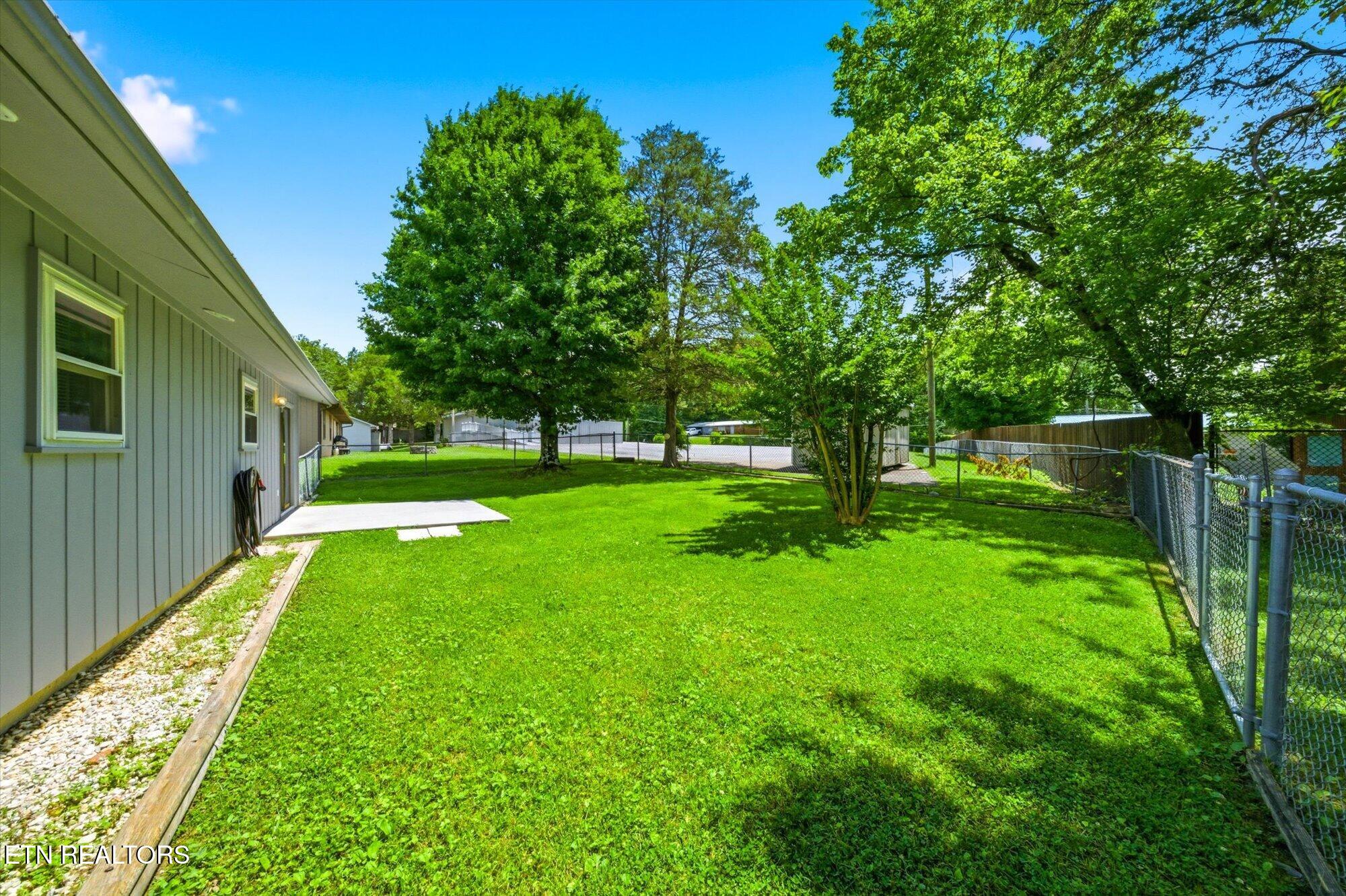 409 Windrush Circle Sevierville TN 37862