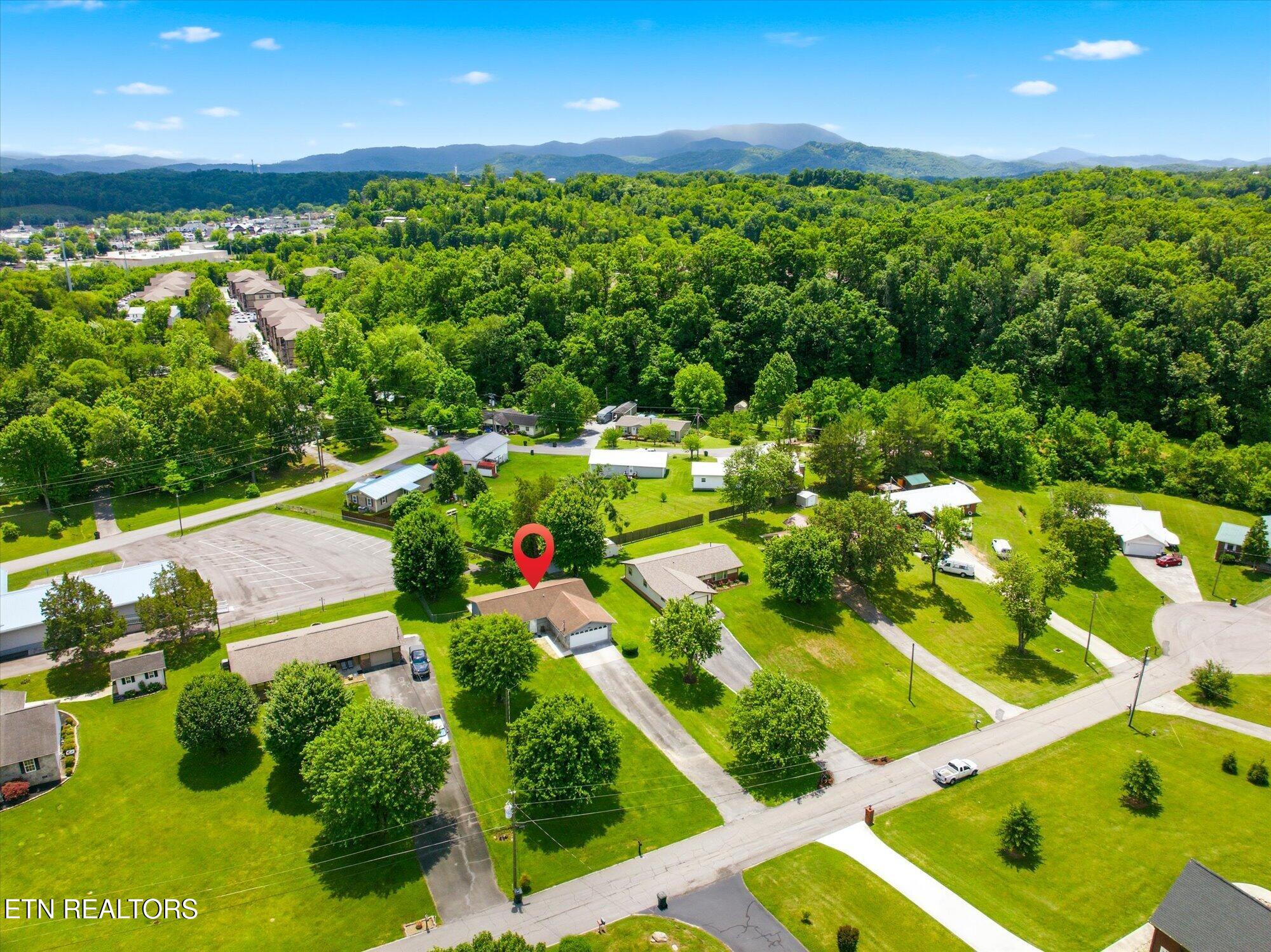 409 Windrush Circle Sevierville TN 37862