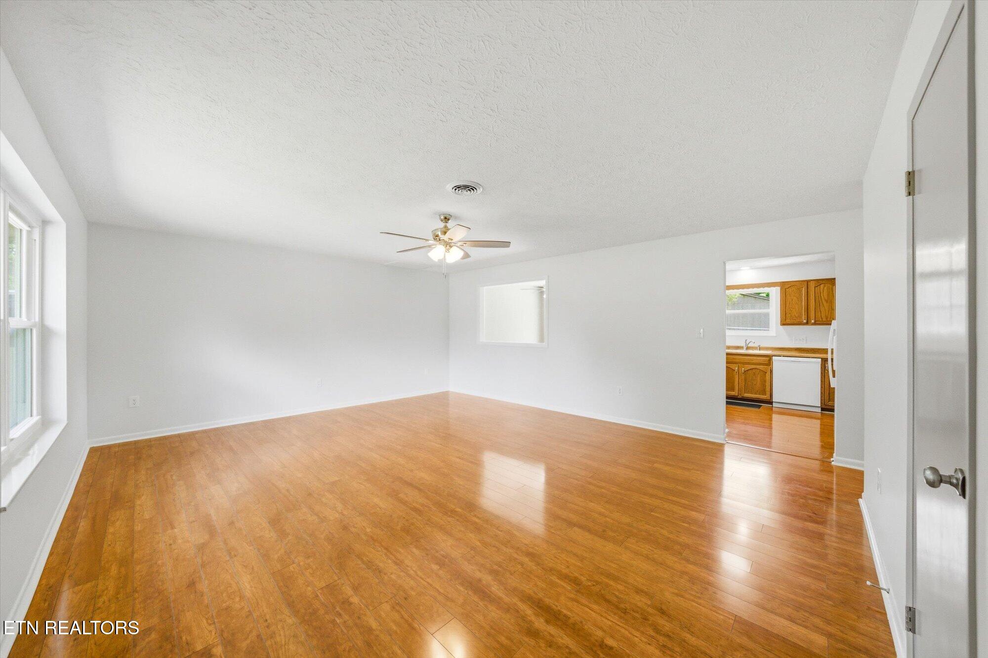 409 Windrush Circle Sevierville TN 37862