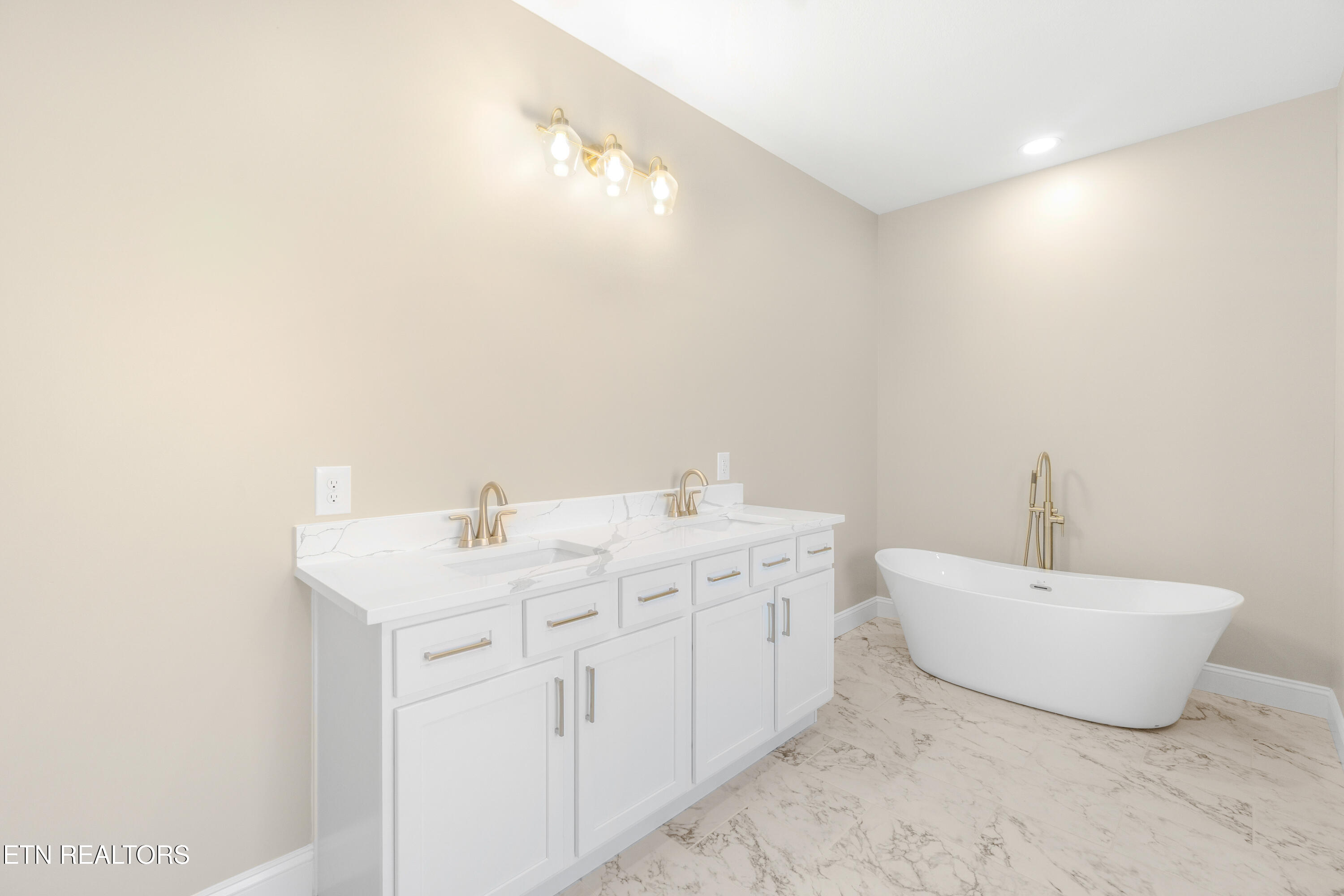 110 Shyane Lane Sweetwater TN 37874