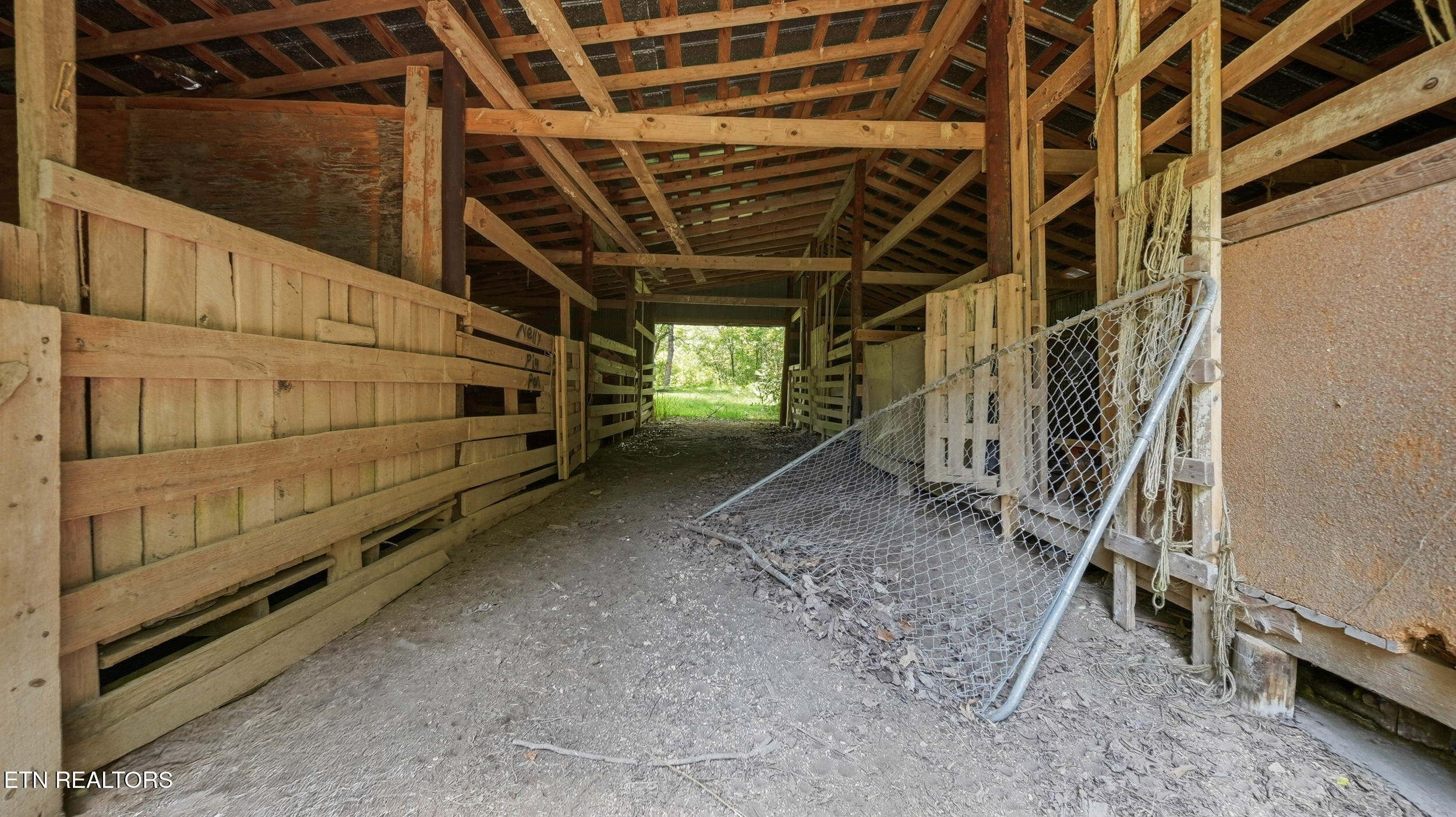 208 County Road 44 Athens TN 37303