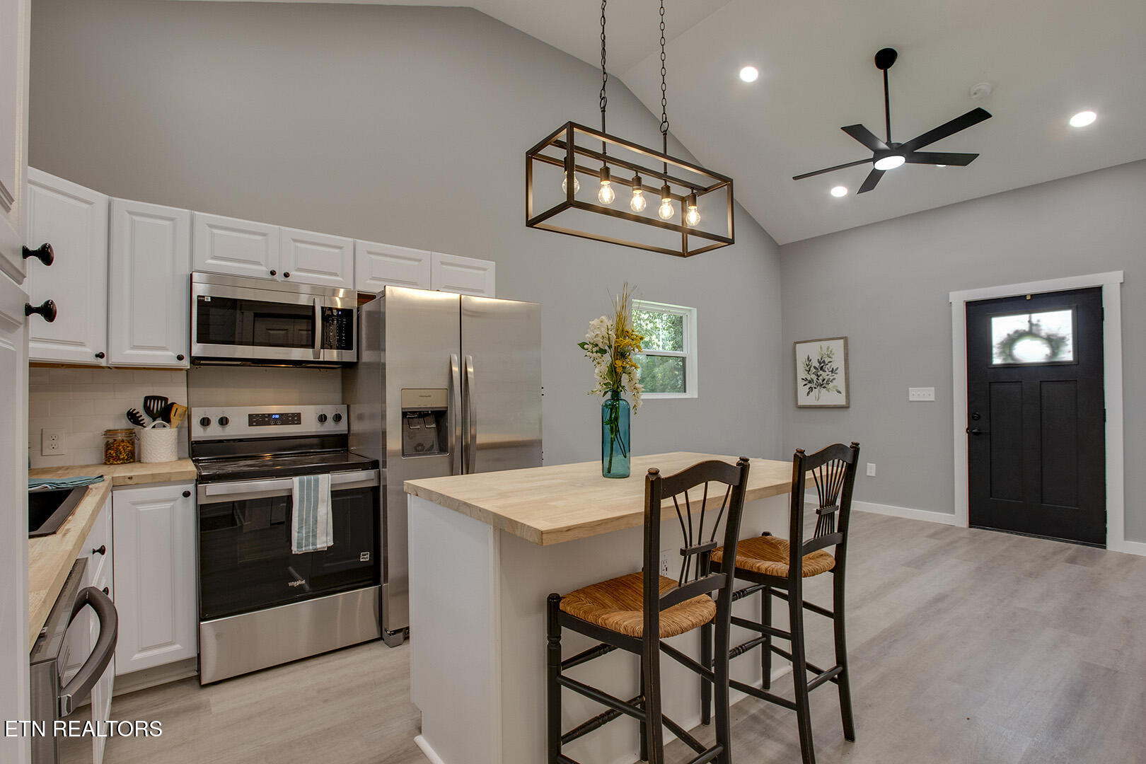 329 Old Emory Road Clinton TN 37716