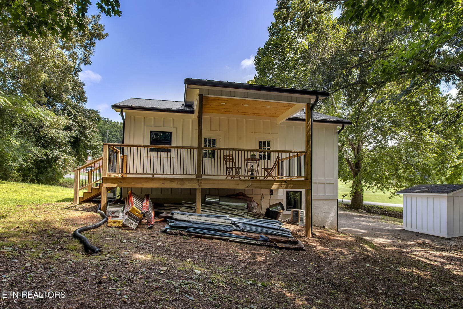 329 Old Emory Road Clinton TN 37716