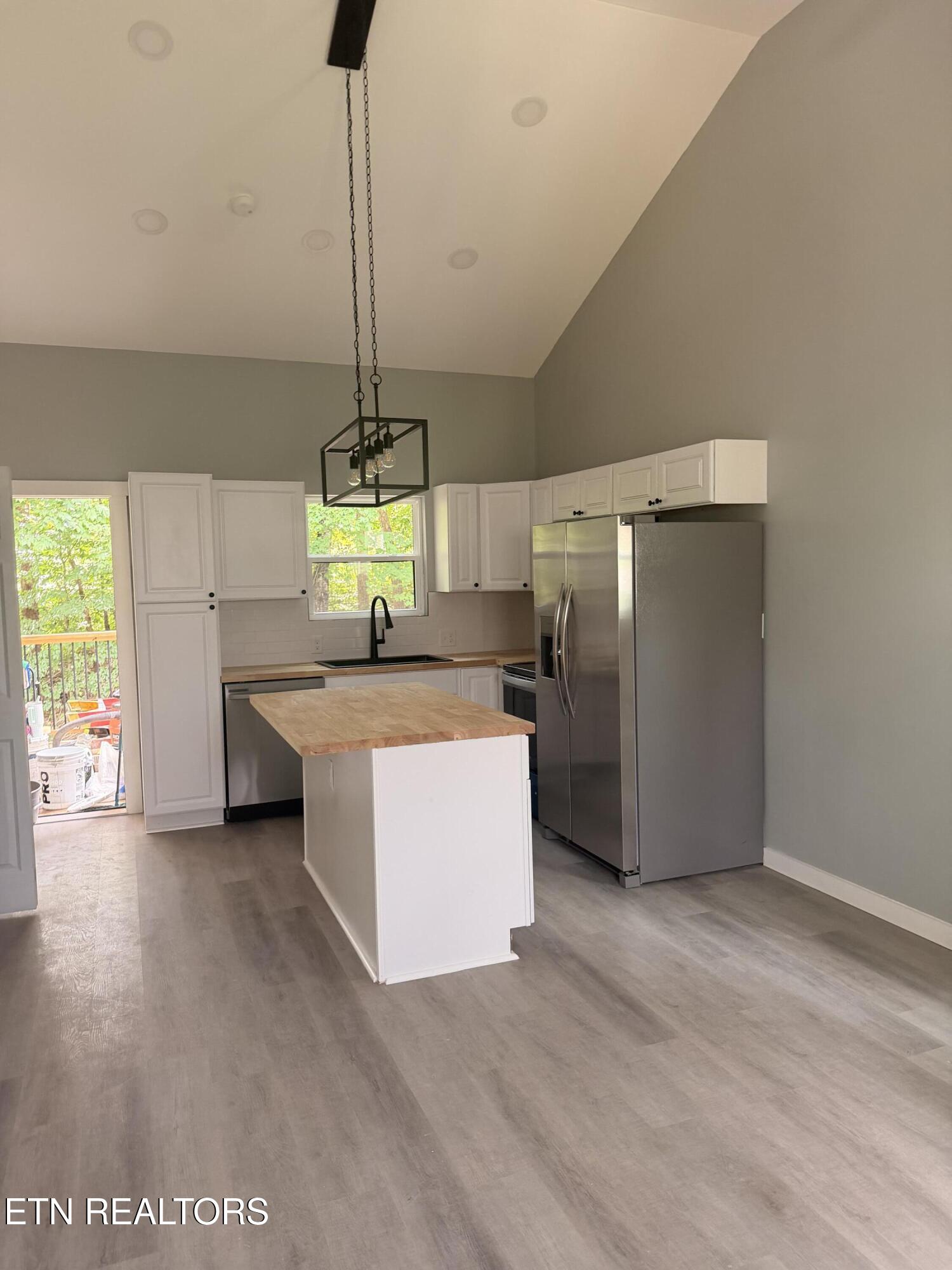 329 Old Emory Road Clinton TN 37716