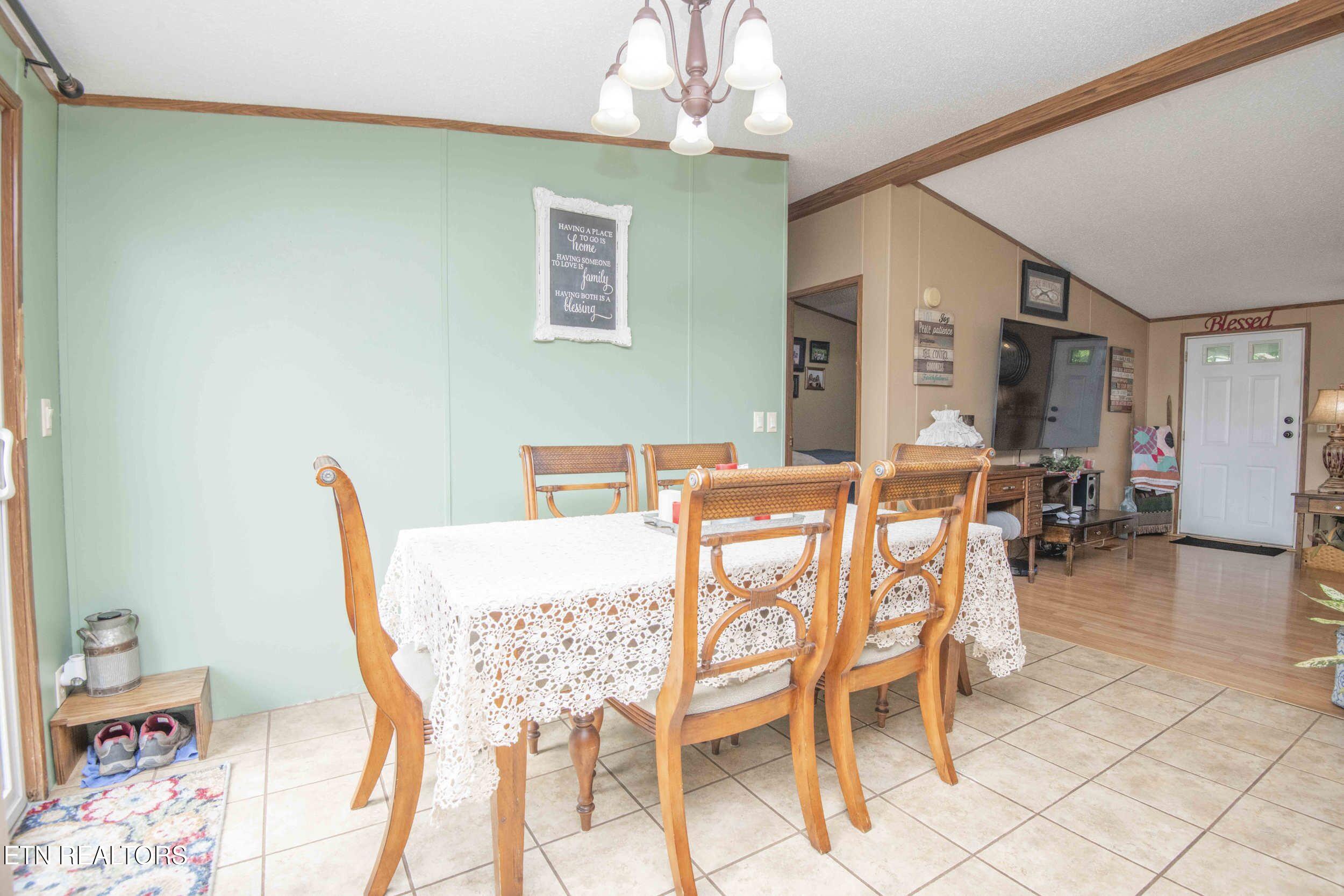 4556 Cherokee Drive Strawberry Plains TN 37871