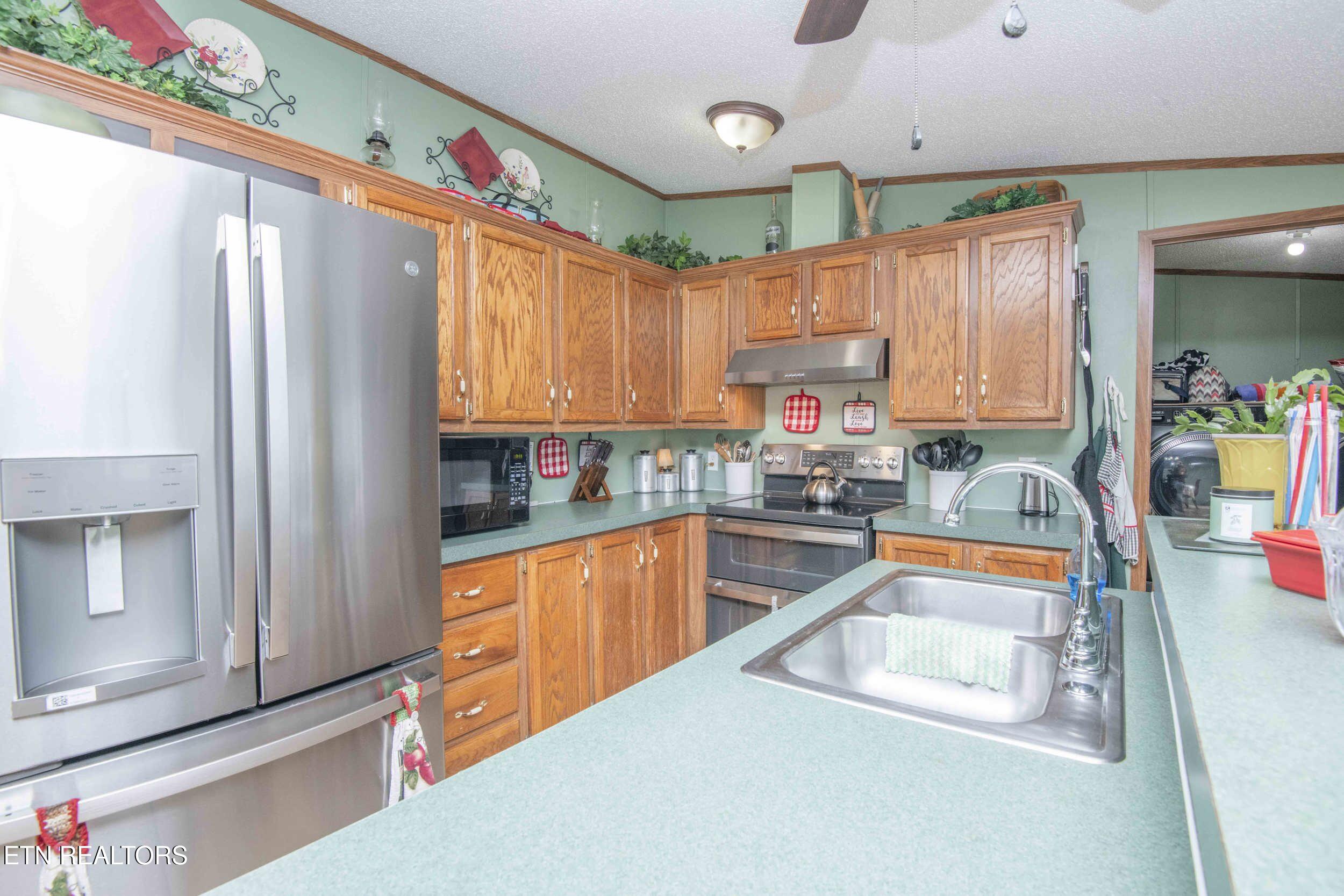 4556 Cherokee Drive Strawberry Plains TN 37871