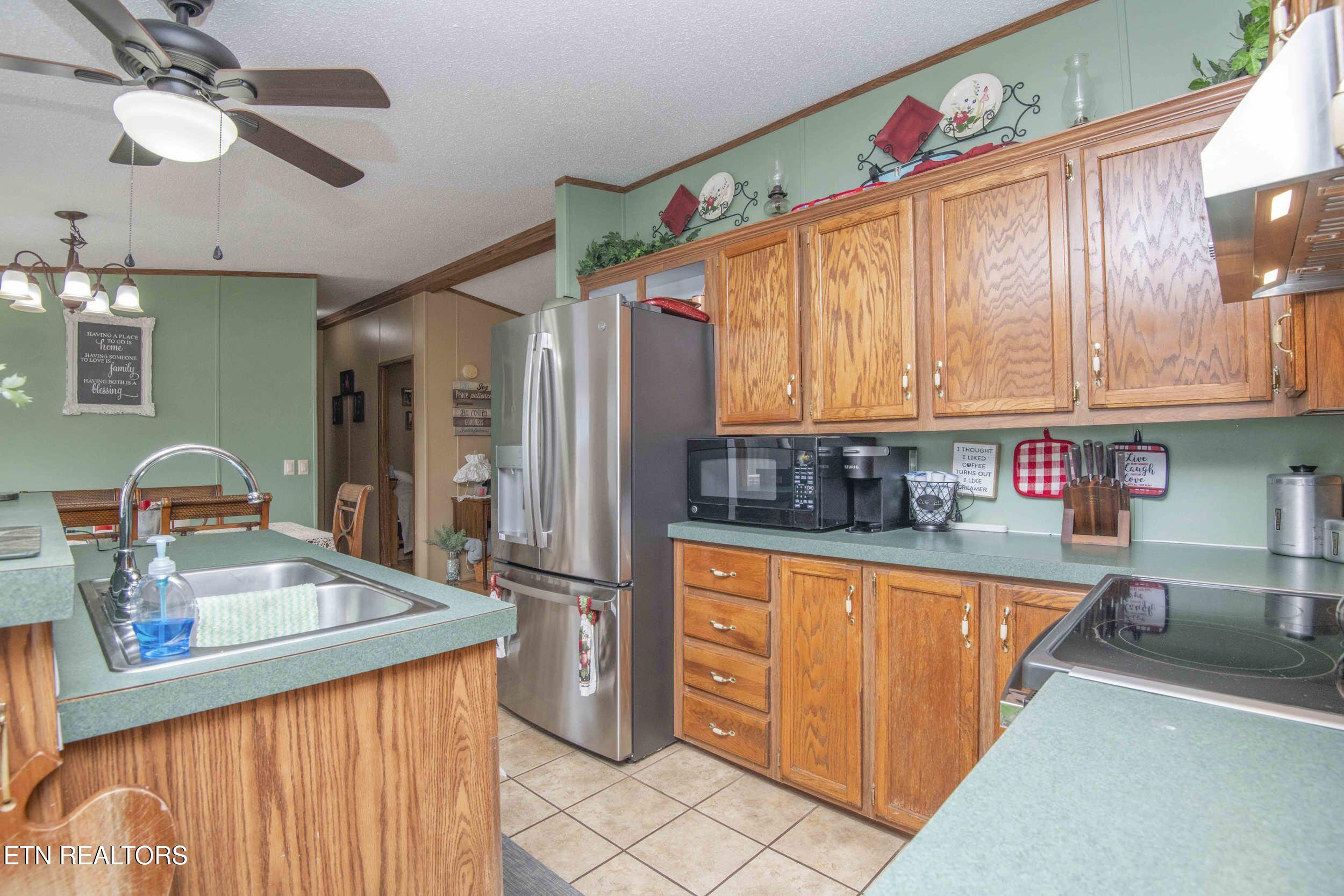 4556 Cherokee Drive Strawberry Plains TN 37871