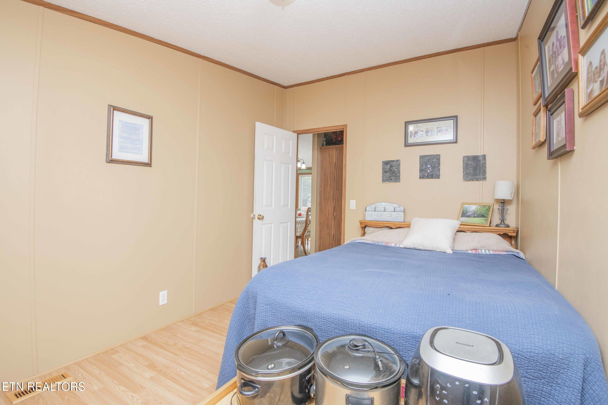 4556 Cherokee Drive Strawberry Plains TN 37871