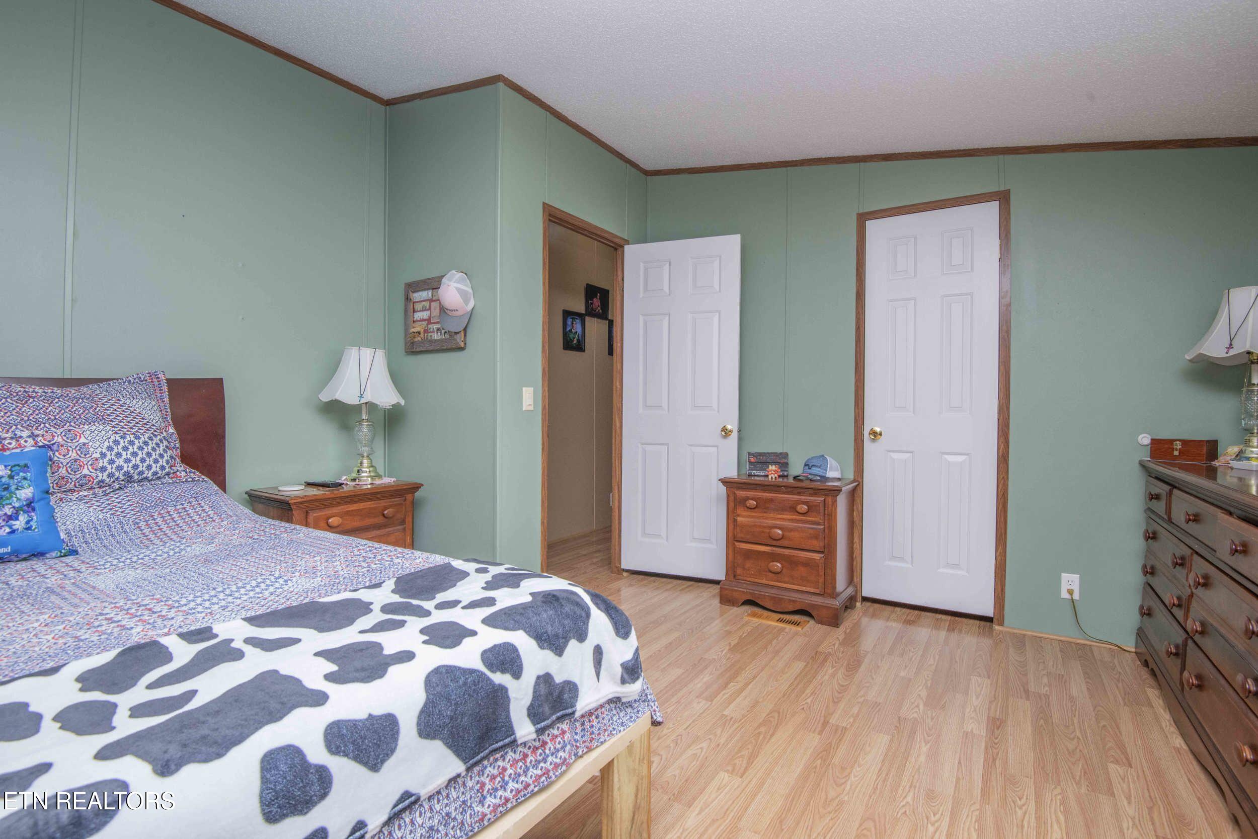 4556 Cherokee Drive Strawberry Plains TN 37871