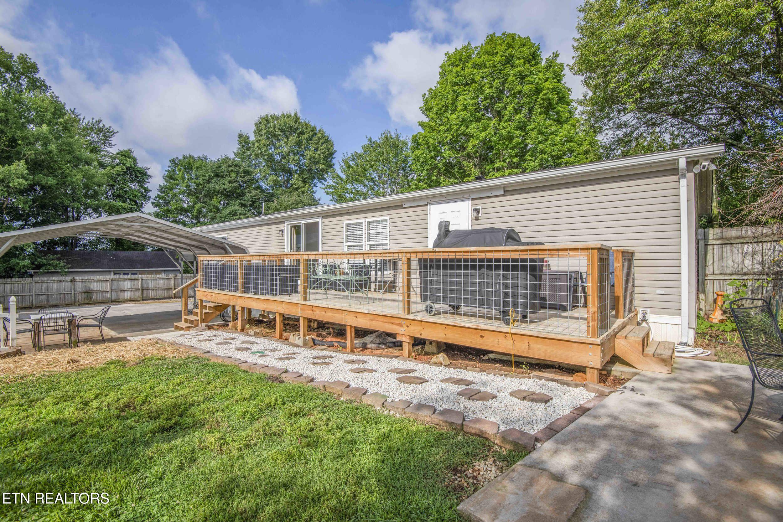 4556 Cherokee Drive Strawberry Plains TN 37871