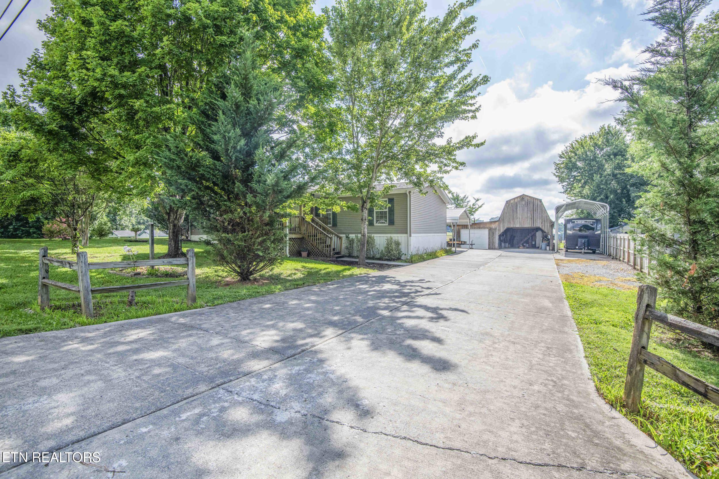 4556 Cherokee Drive Strawberry Plains TN 37871