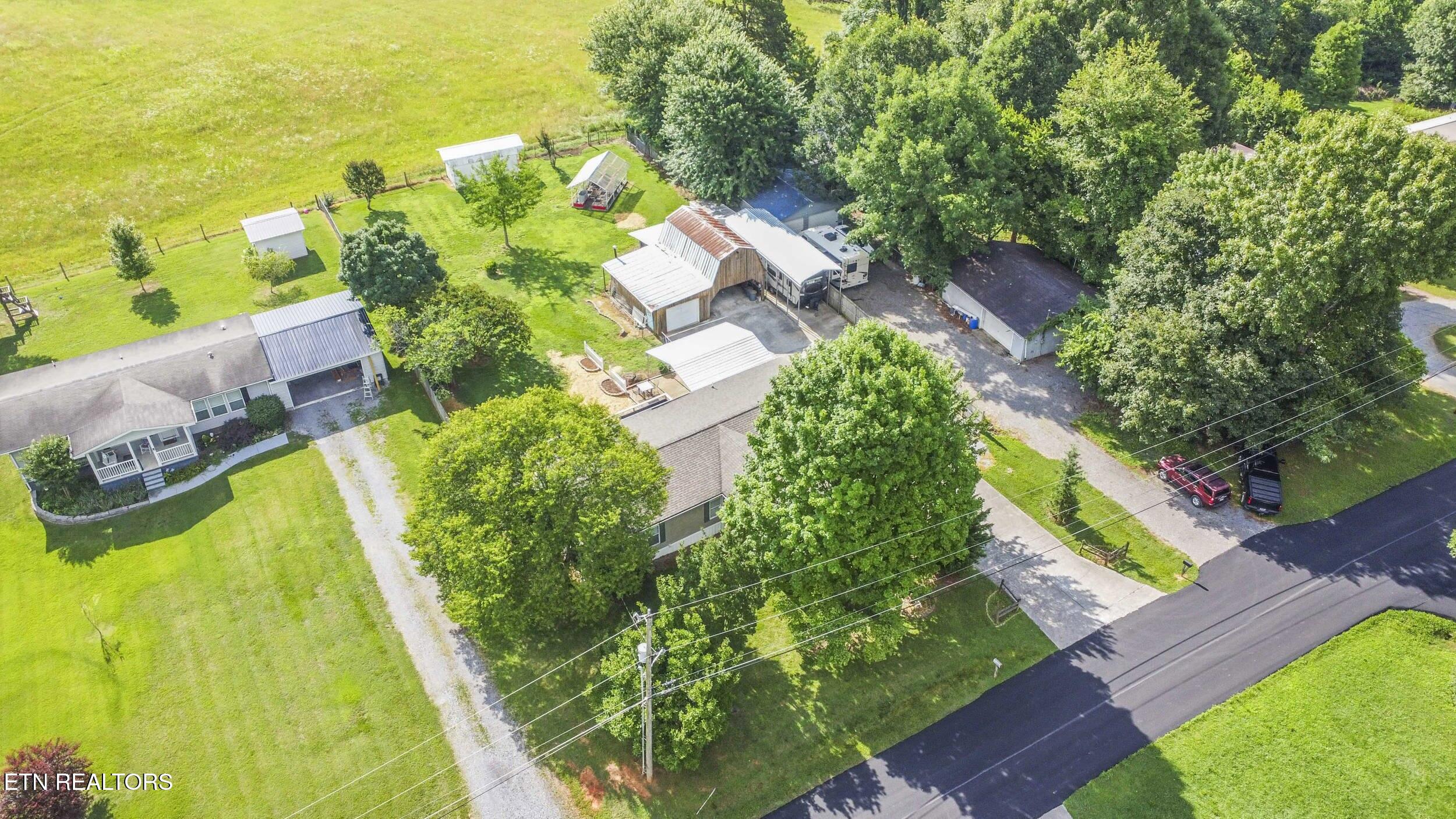 4556 Cherokee Drive Strawberry Plains TN 37871
