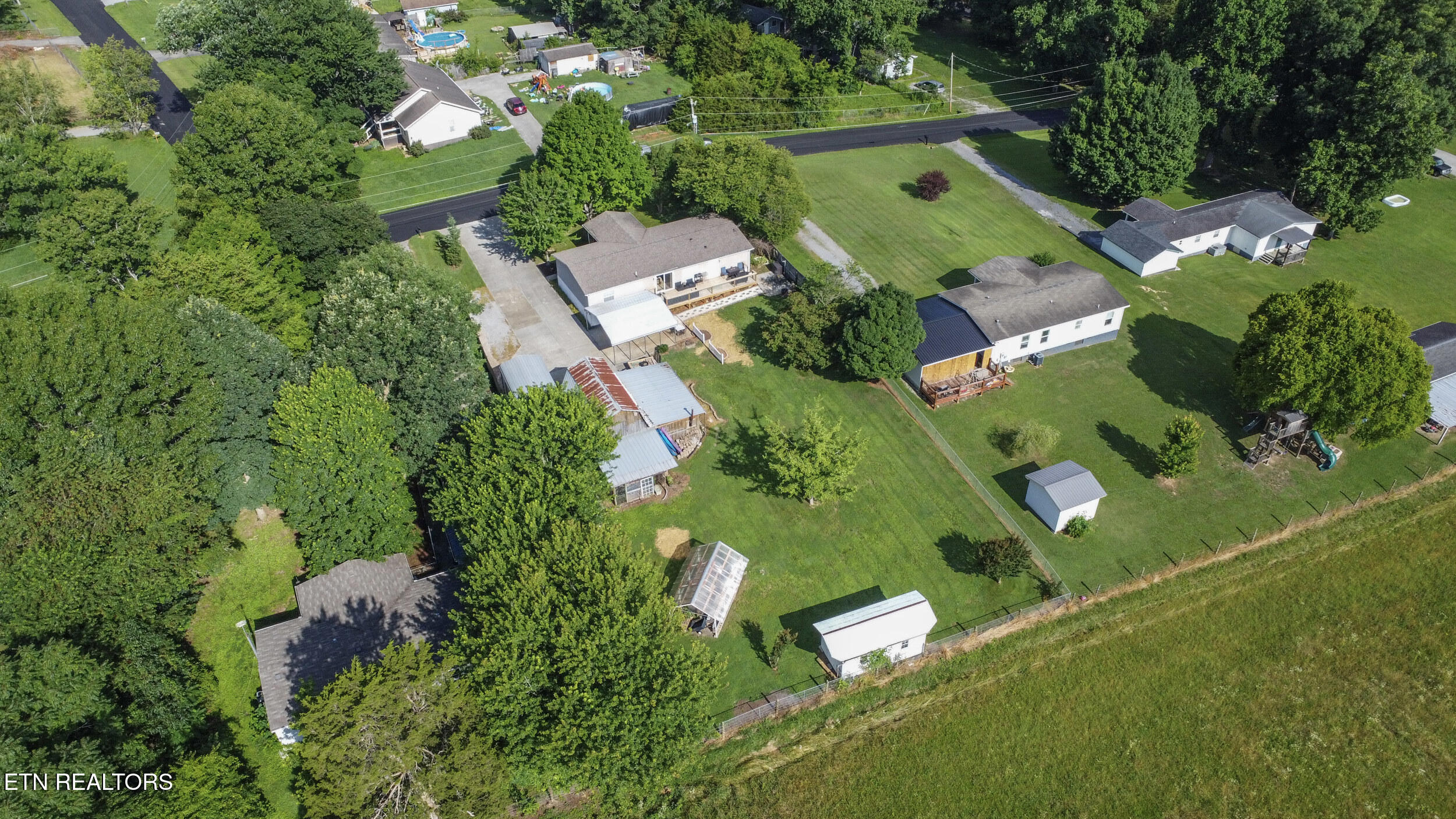 4556 Cherokee Drive Strawberry Plains TN 37871