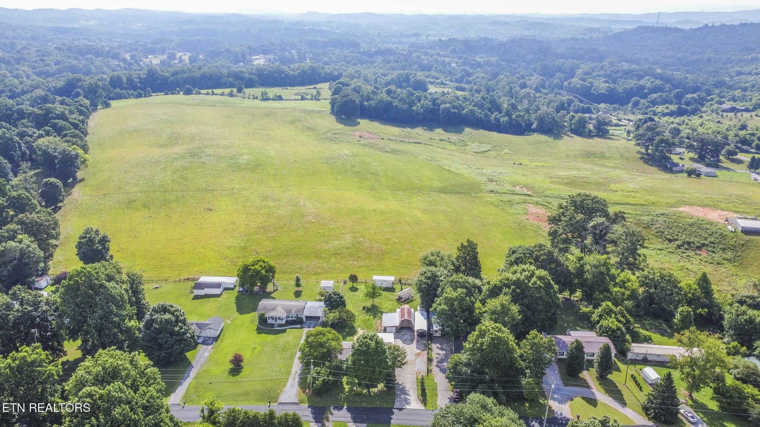 4556 Cherokee Drive Strawberry Plains TN 37871