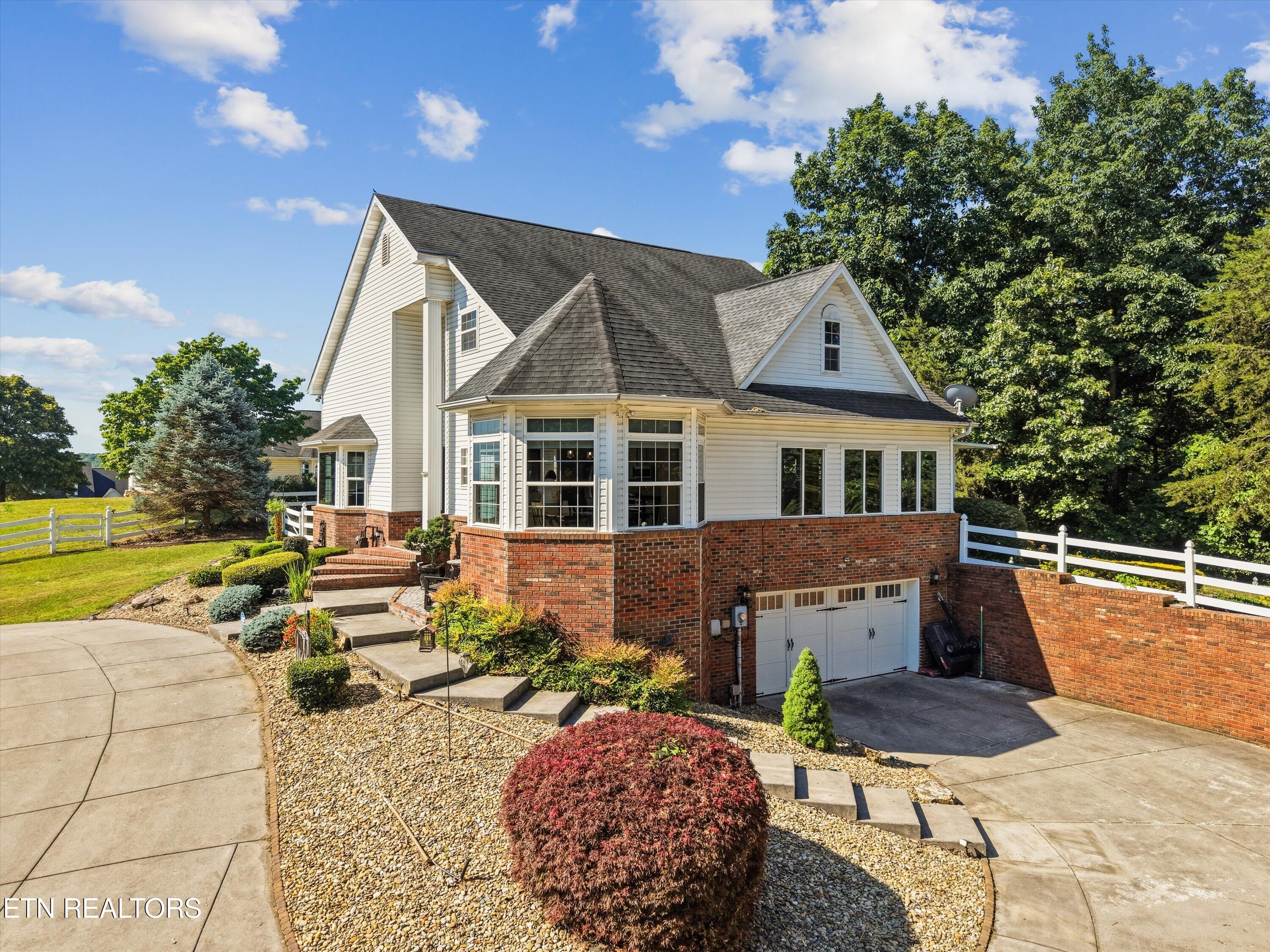 619 Emerald Avenue Kodak TN 37764