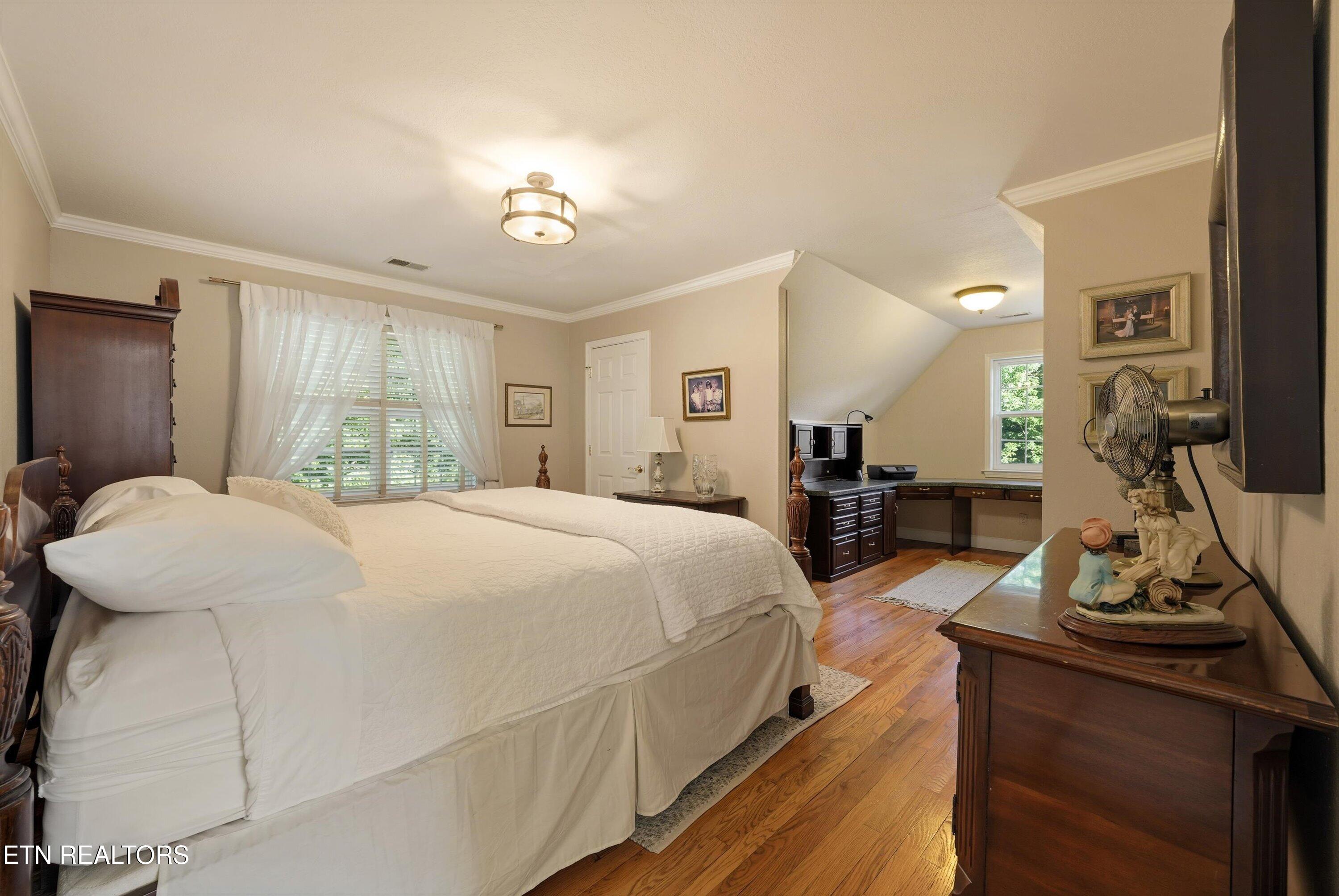 619 Emerald Avenue Kodak TN 37764