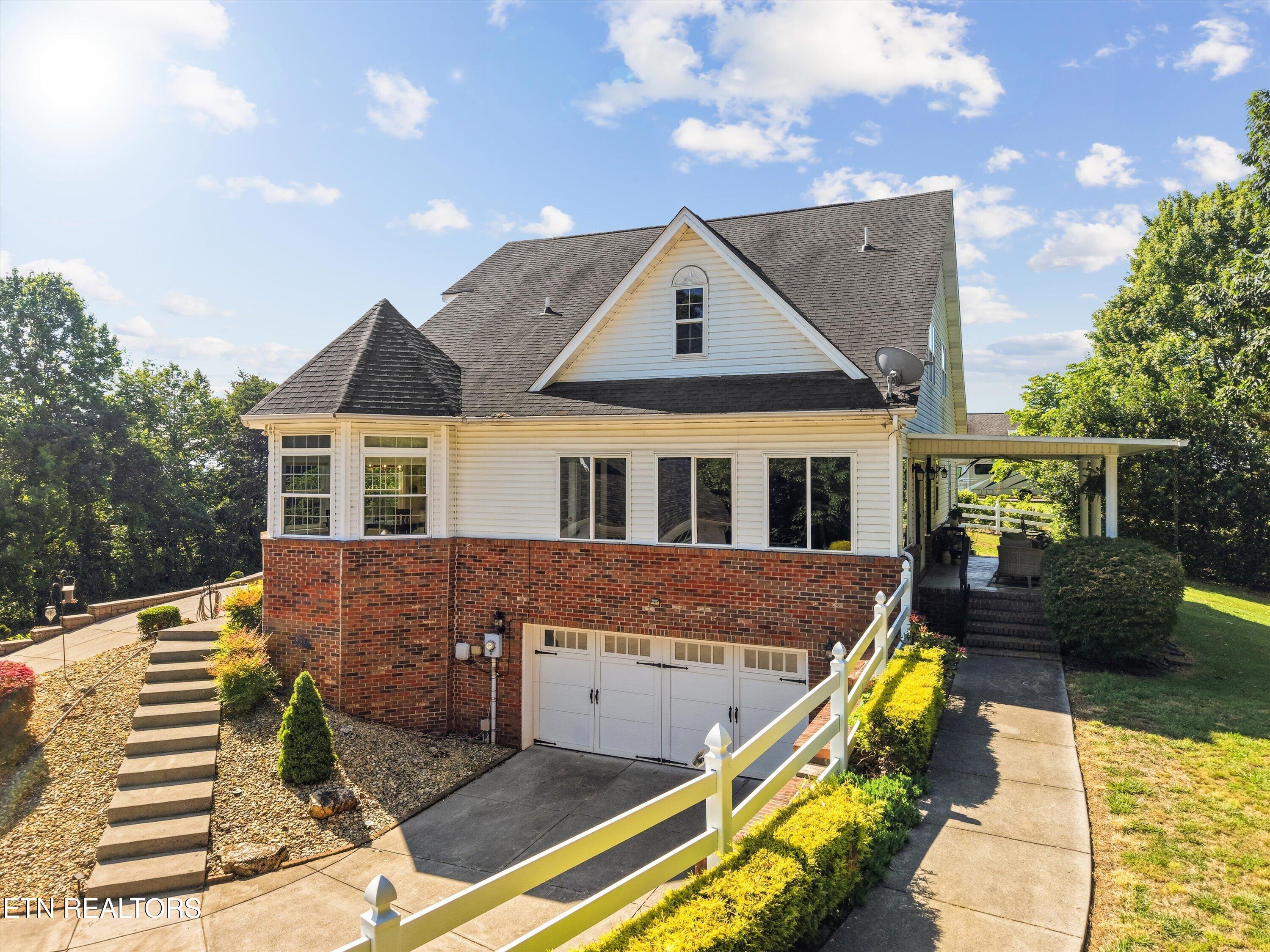 619 Emerald Avenue Kodak TN 37764
