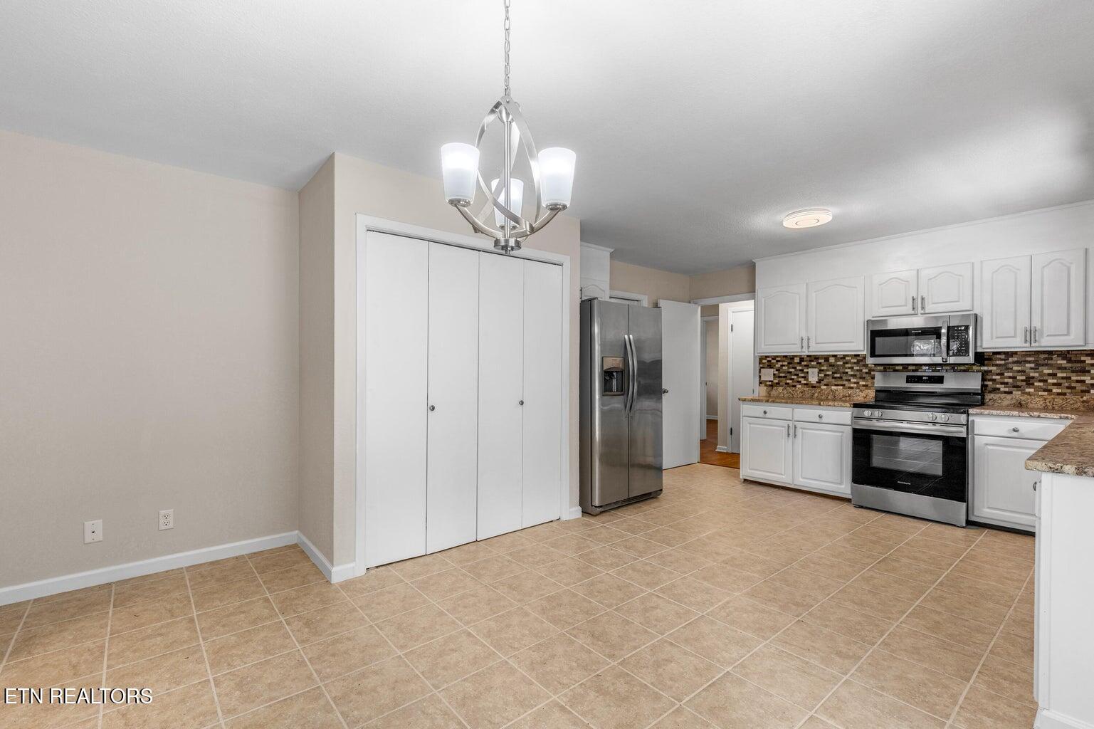 1534 Mcilvaine Drive Maryville TN 37803