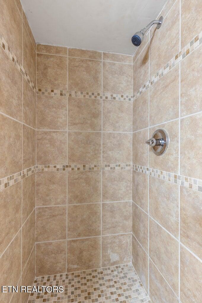 1534 Mcilvaine Drive Maryville TN 37803