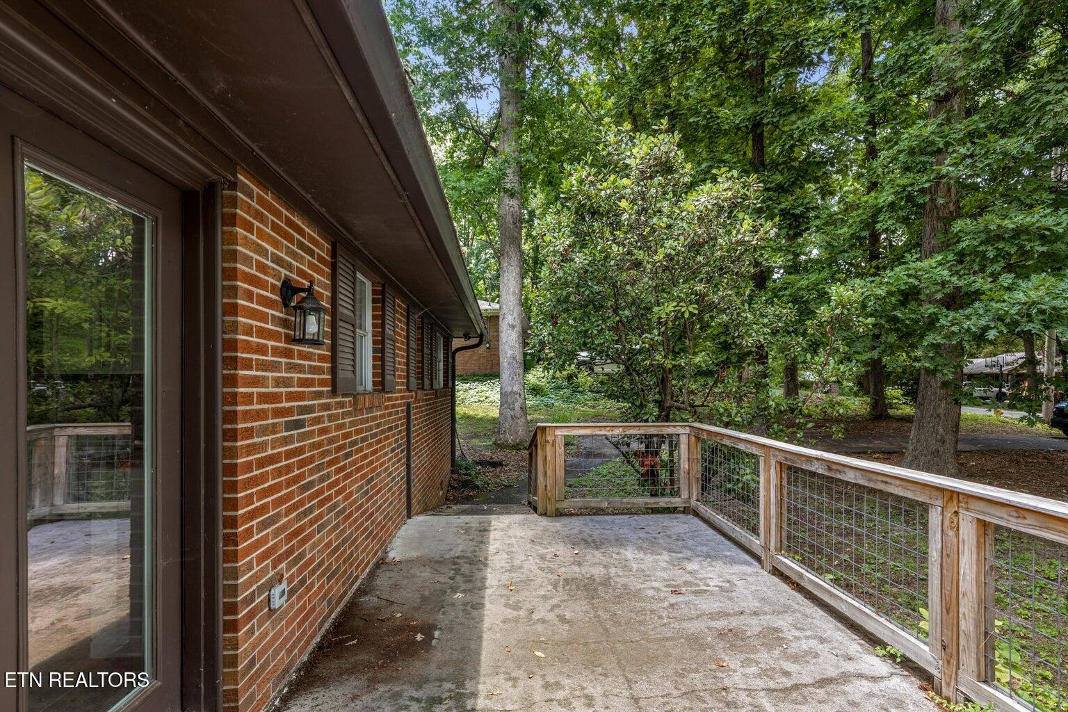 1534 Mcilvaine Drive Maryville TN 37803