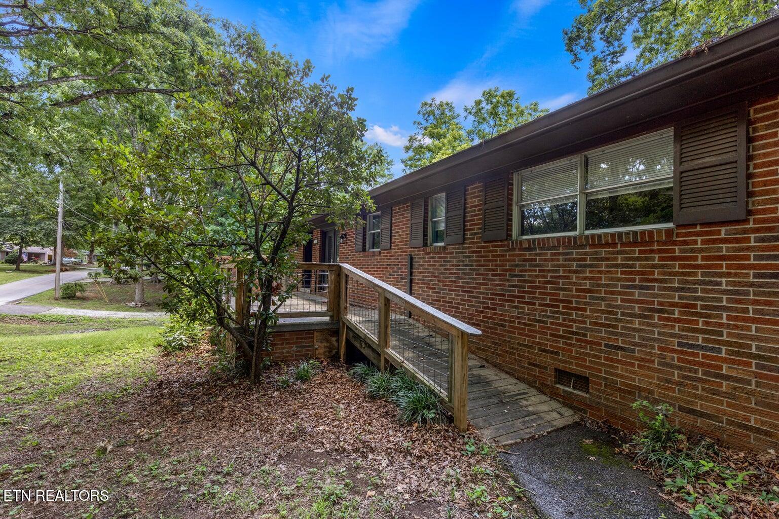 1534 Mcilvaine Drive Maryville TN 37803