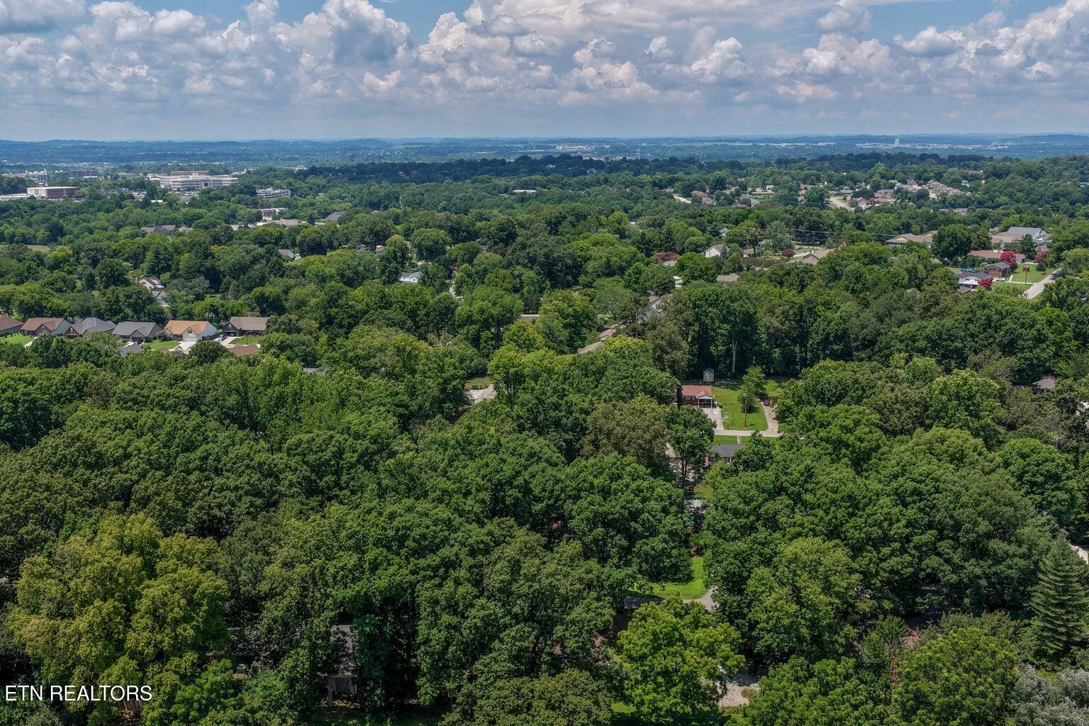 1534 Mcilvaine Drive Maryville TN 37803