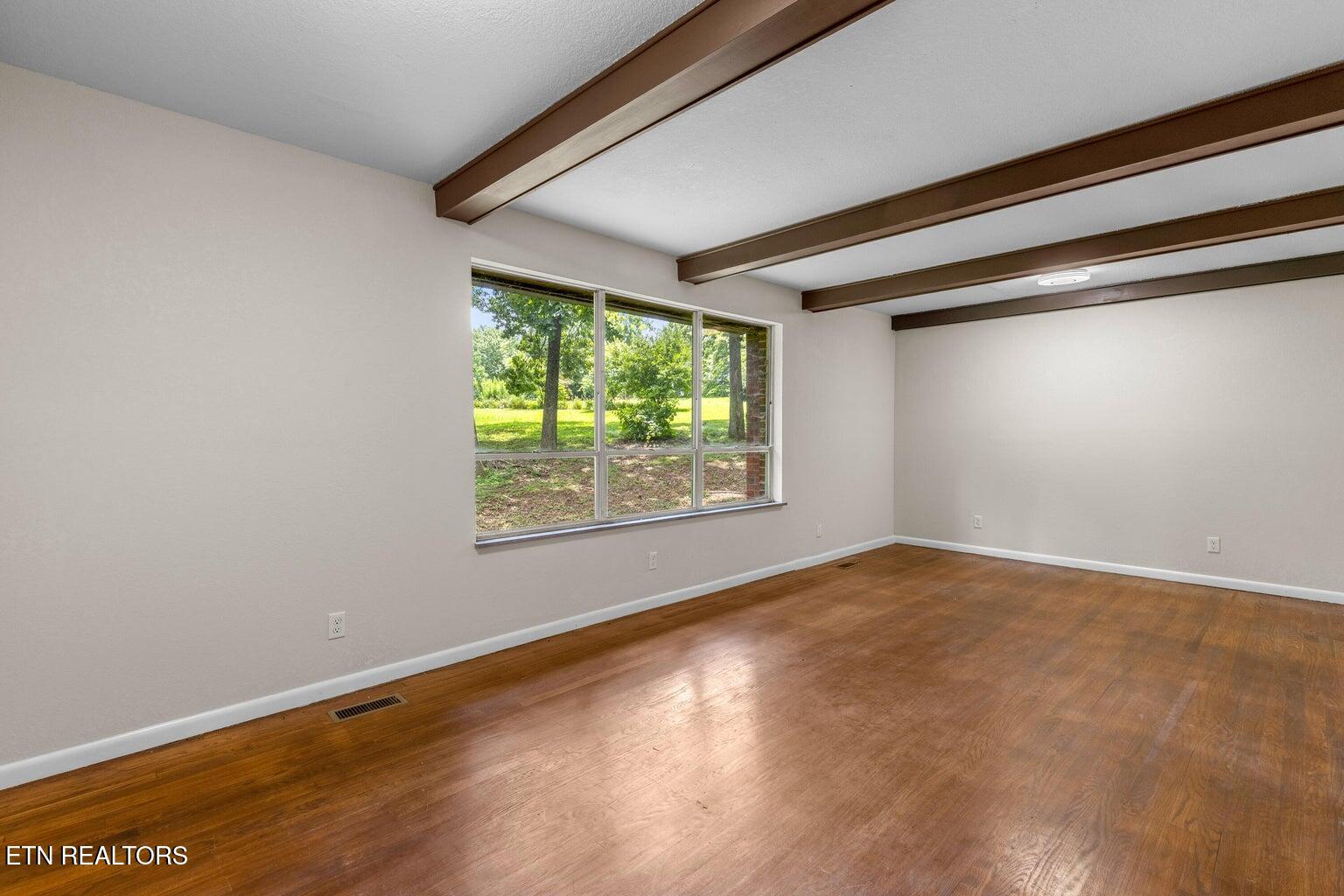 1534 Mcilvaine Drive Maryville TN 37803