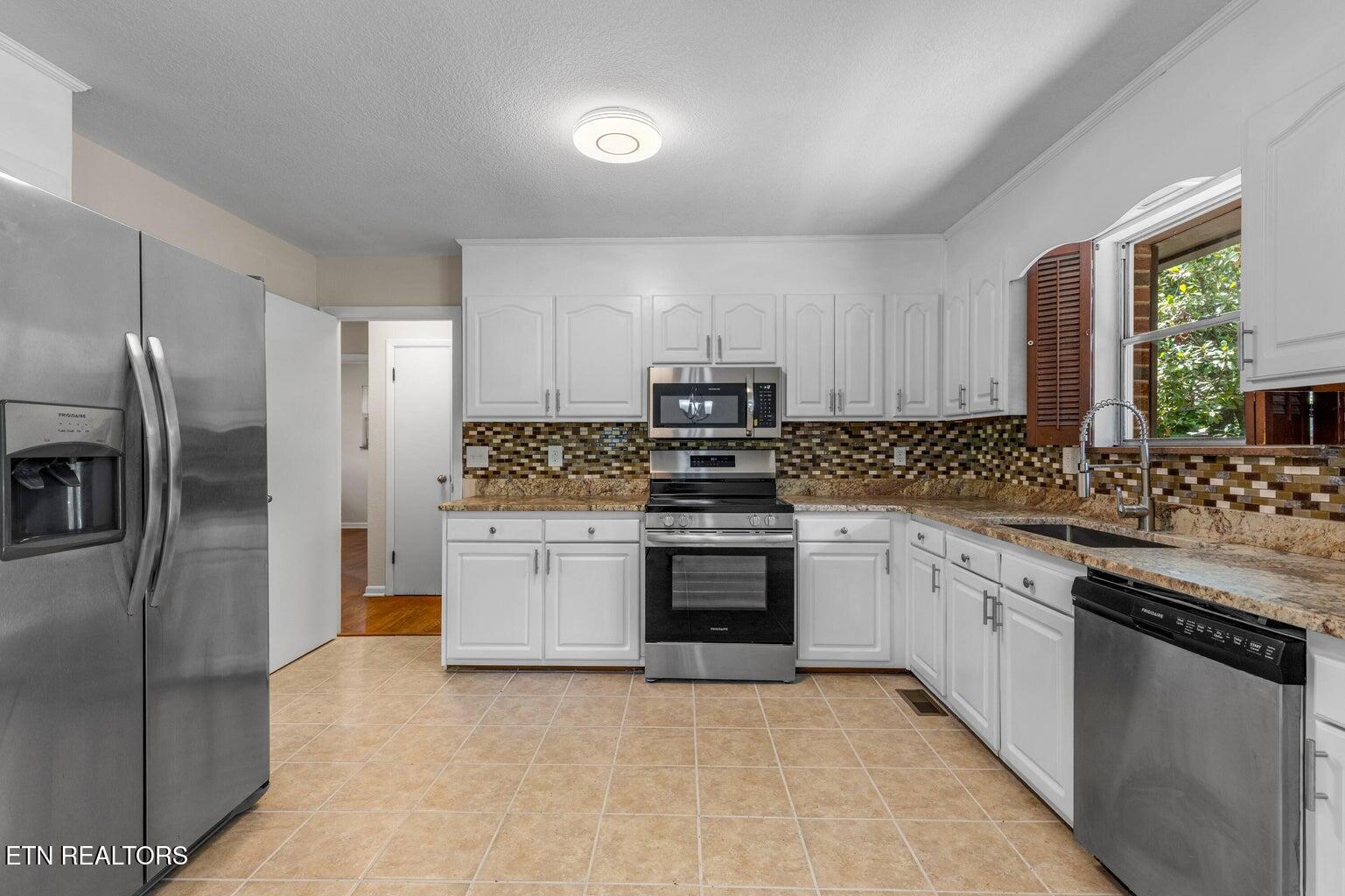1534 Mcilvaine Drive Maryville TN 37803