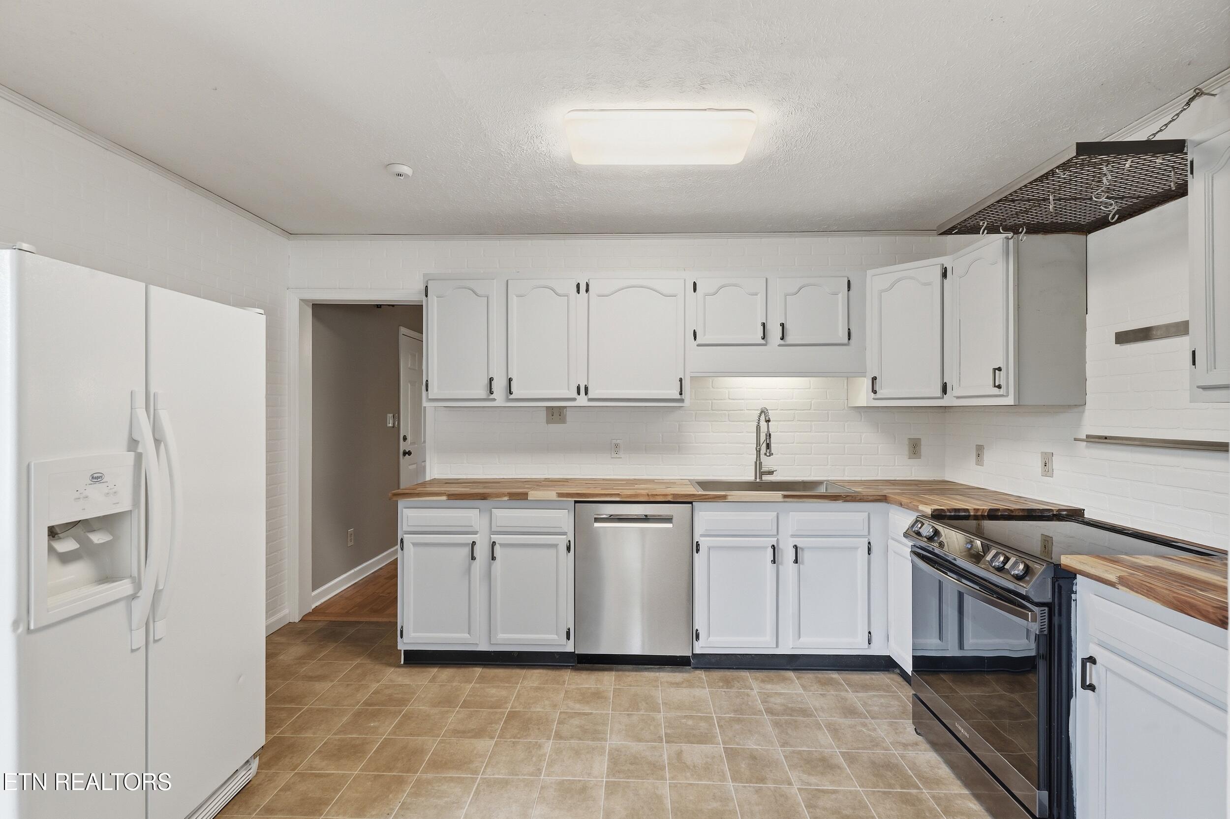 310 E Moody Avenue Knoxville TN 37920
