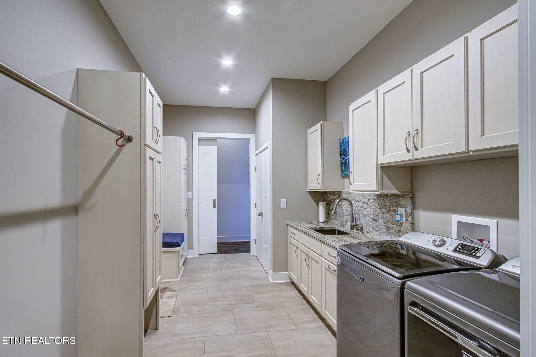 322 Okmulgee Circle Loudon TN 37774