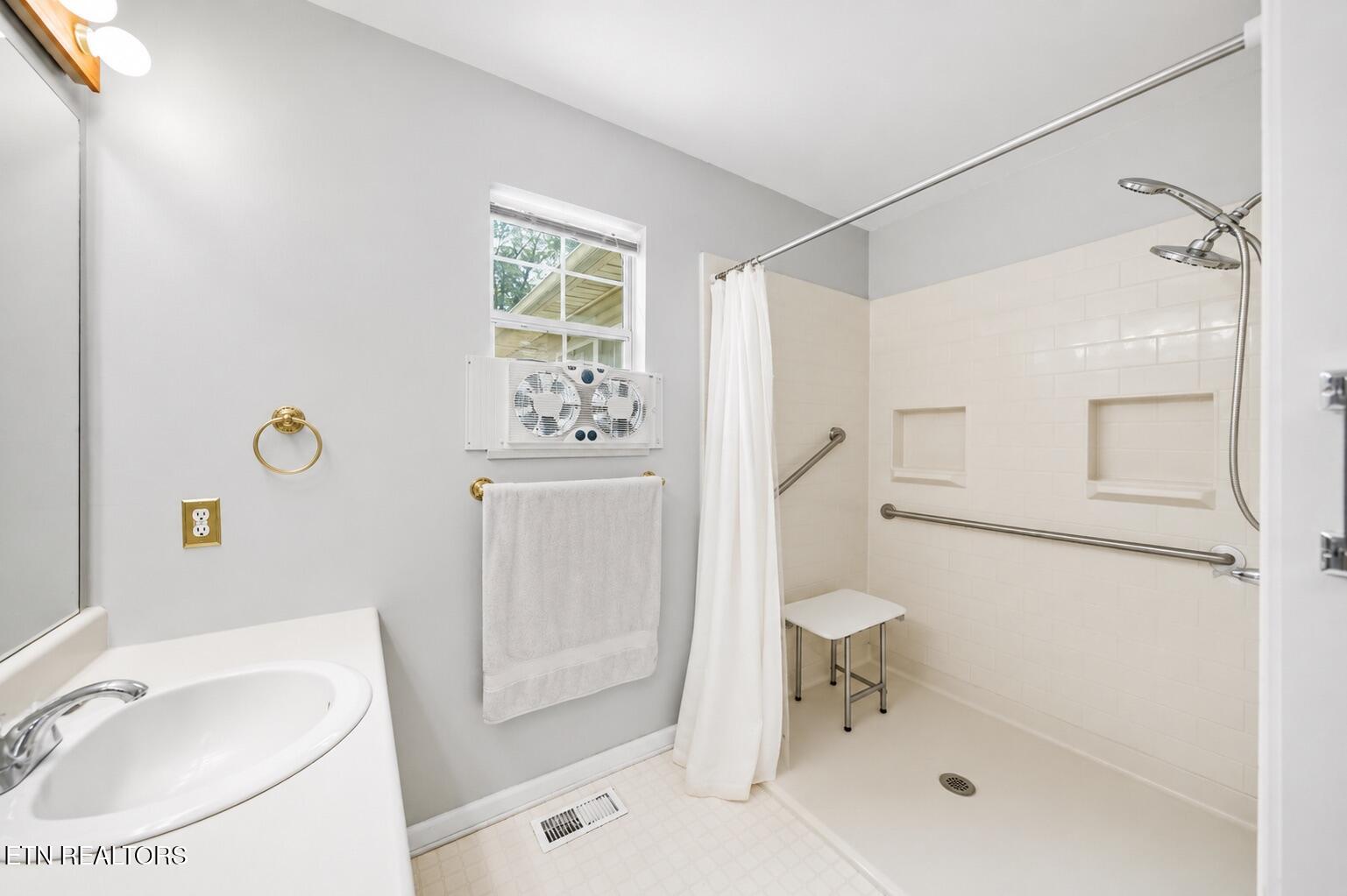 1830 Longcress Drive Knoxville TN 37918