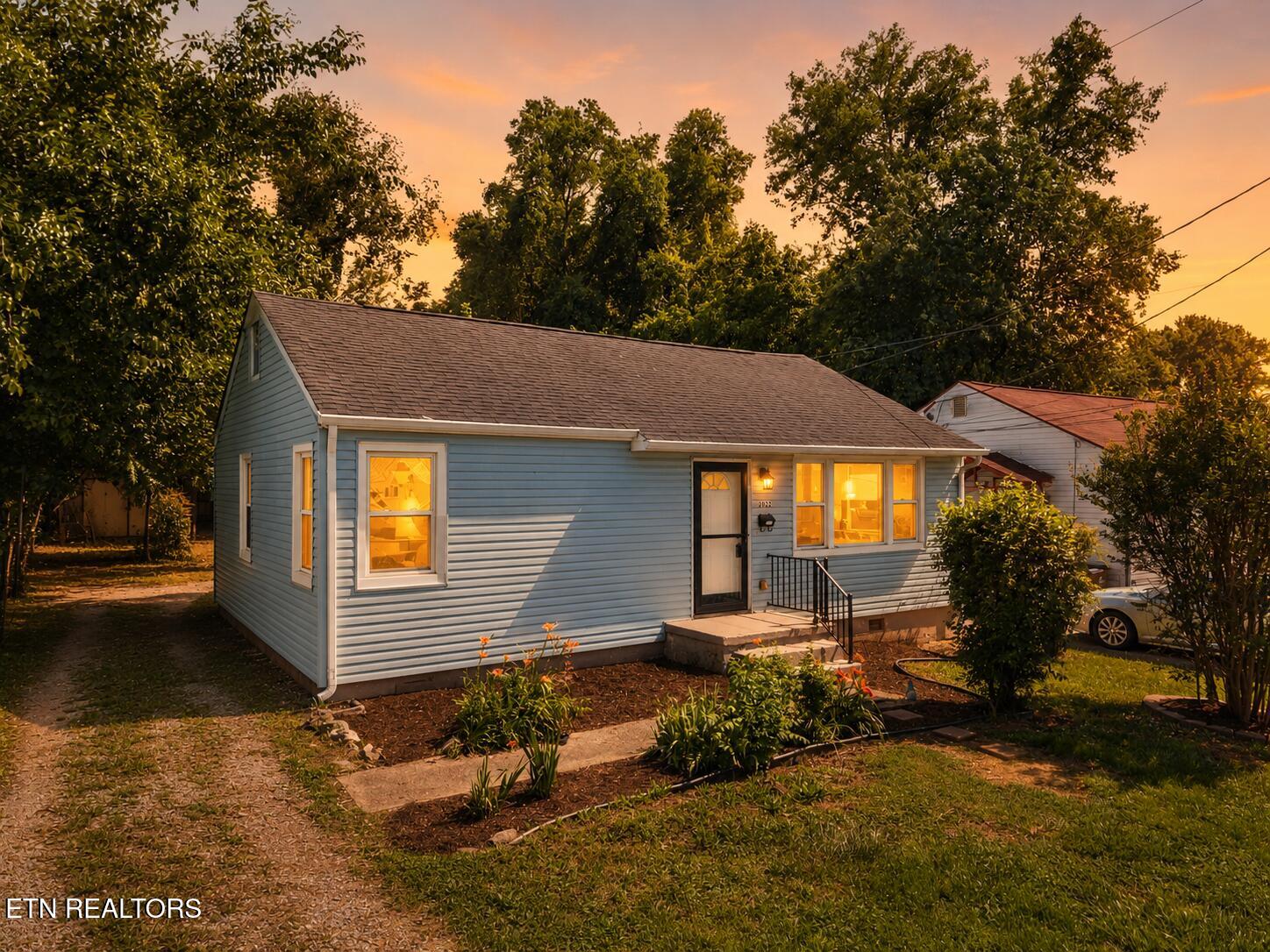 2022 Seymour Avenue Knoxville TN 37917