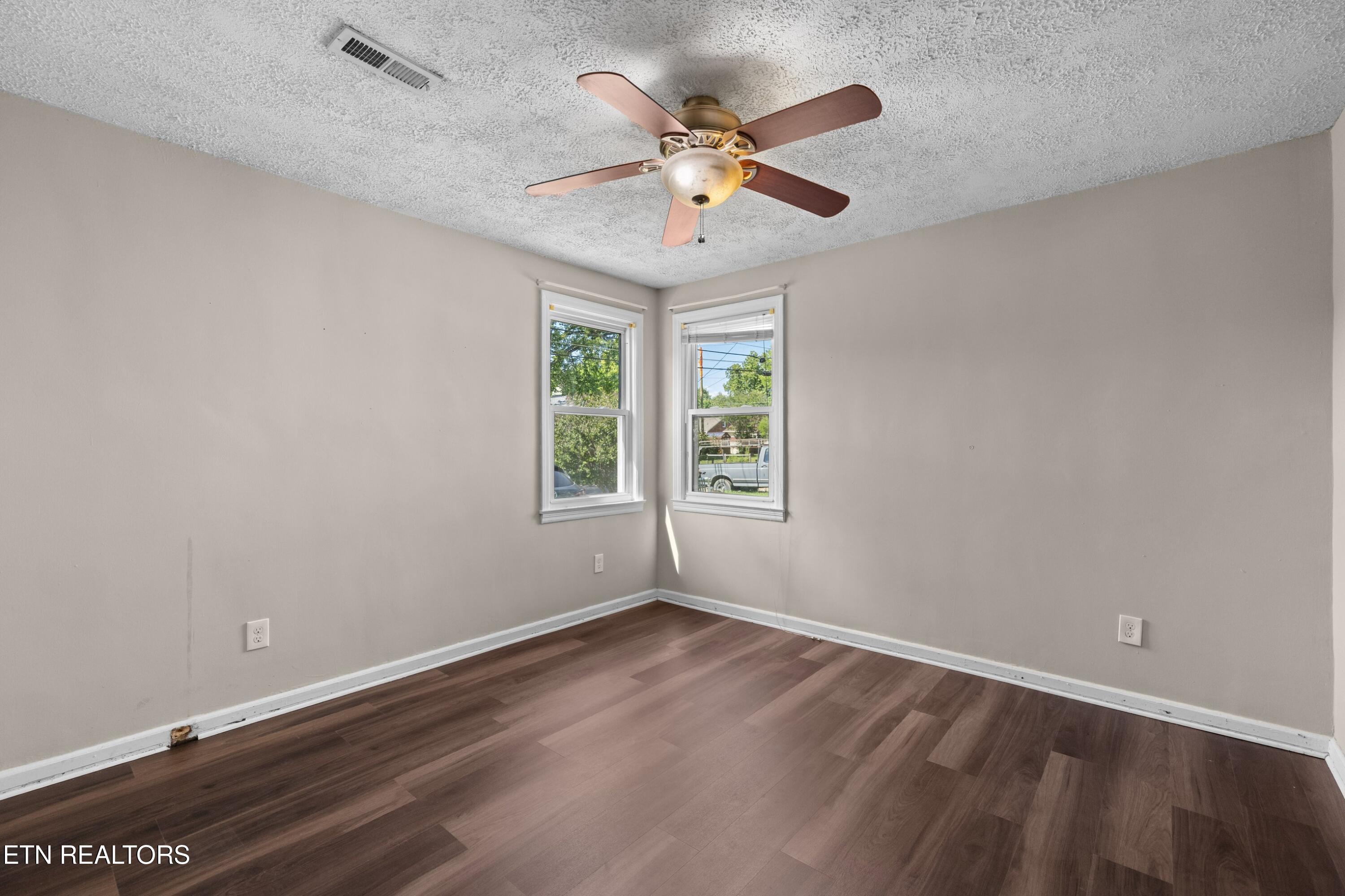 2022 Seymour Avenue Knoxville TN 37917
