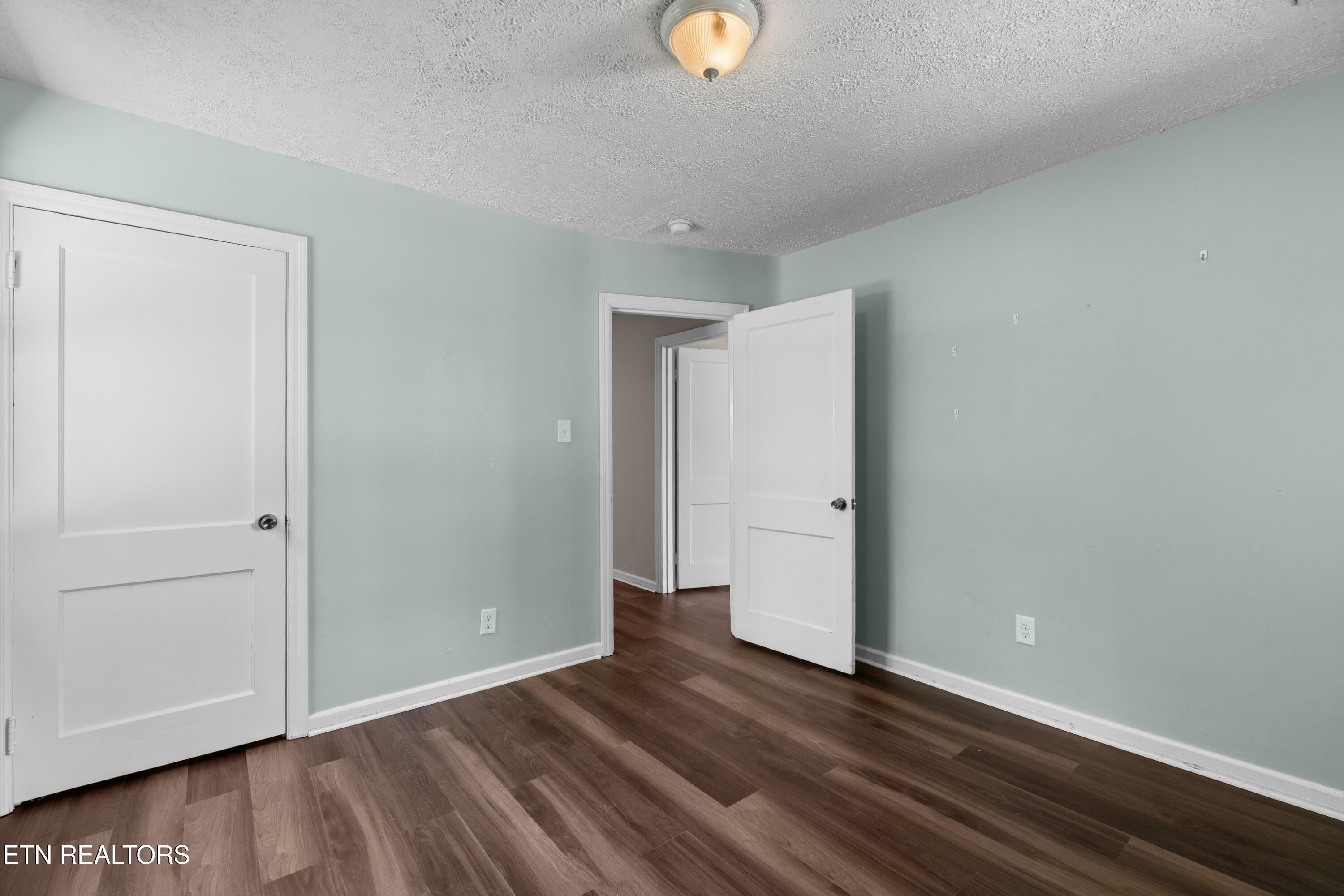 2022 Seymour Avenue Knoxville TN 37917
