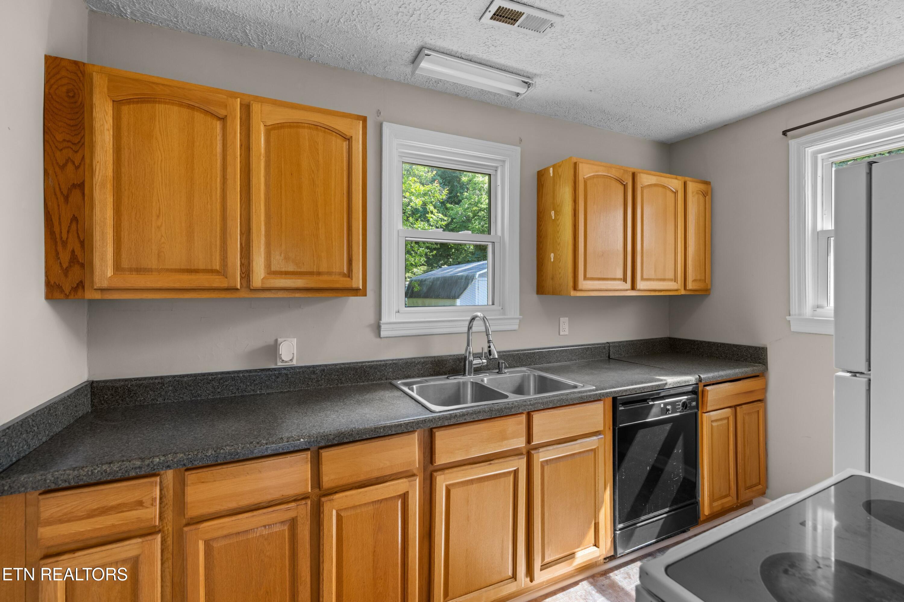 2022 Seymour Avenue Knoxville TN 37917
