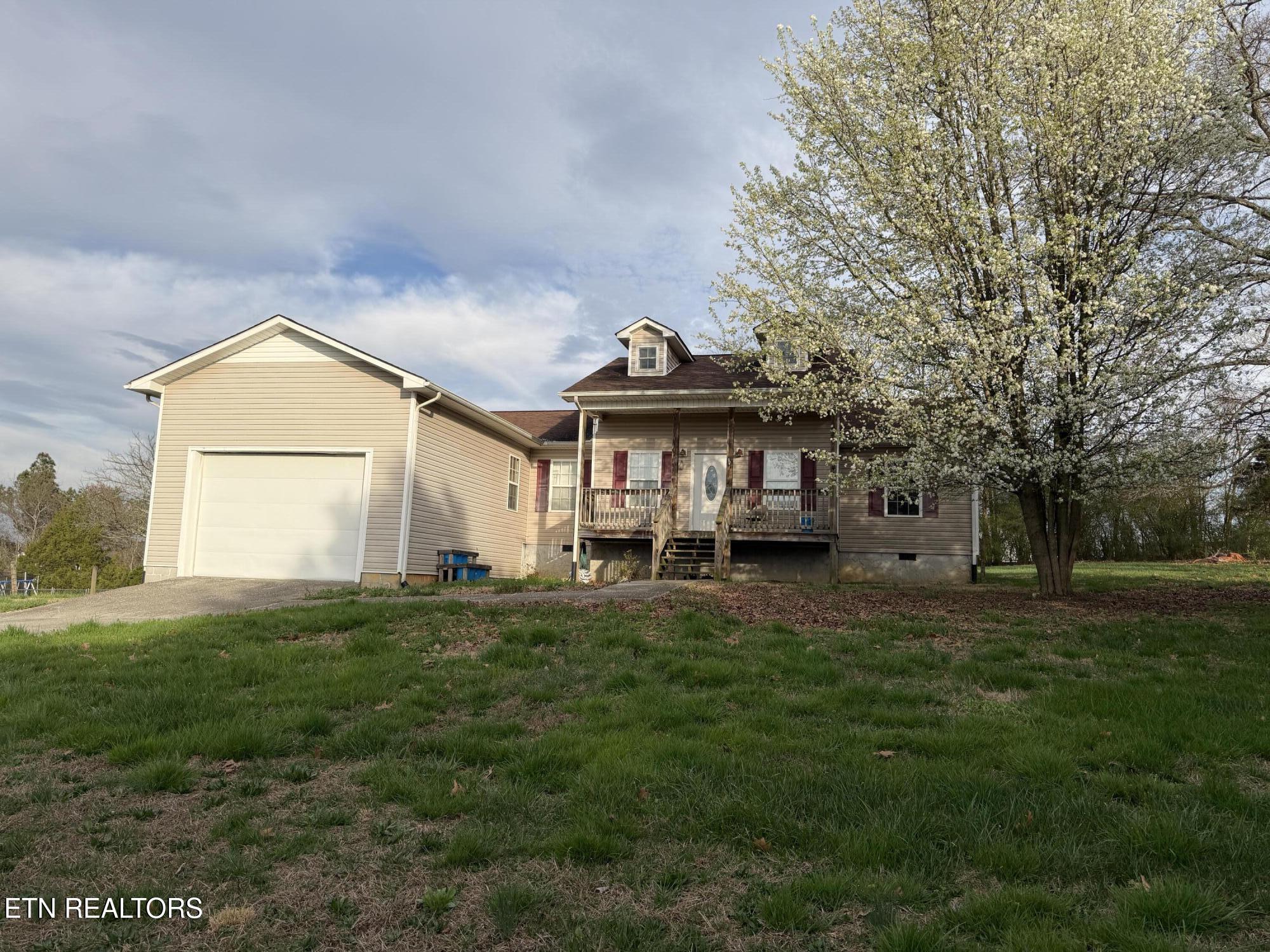 135 Lee's Chapel Road Sweetwater TN 37874