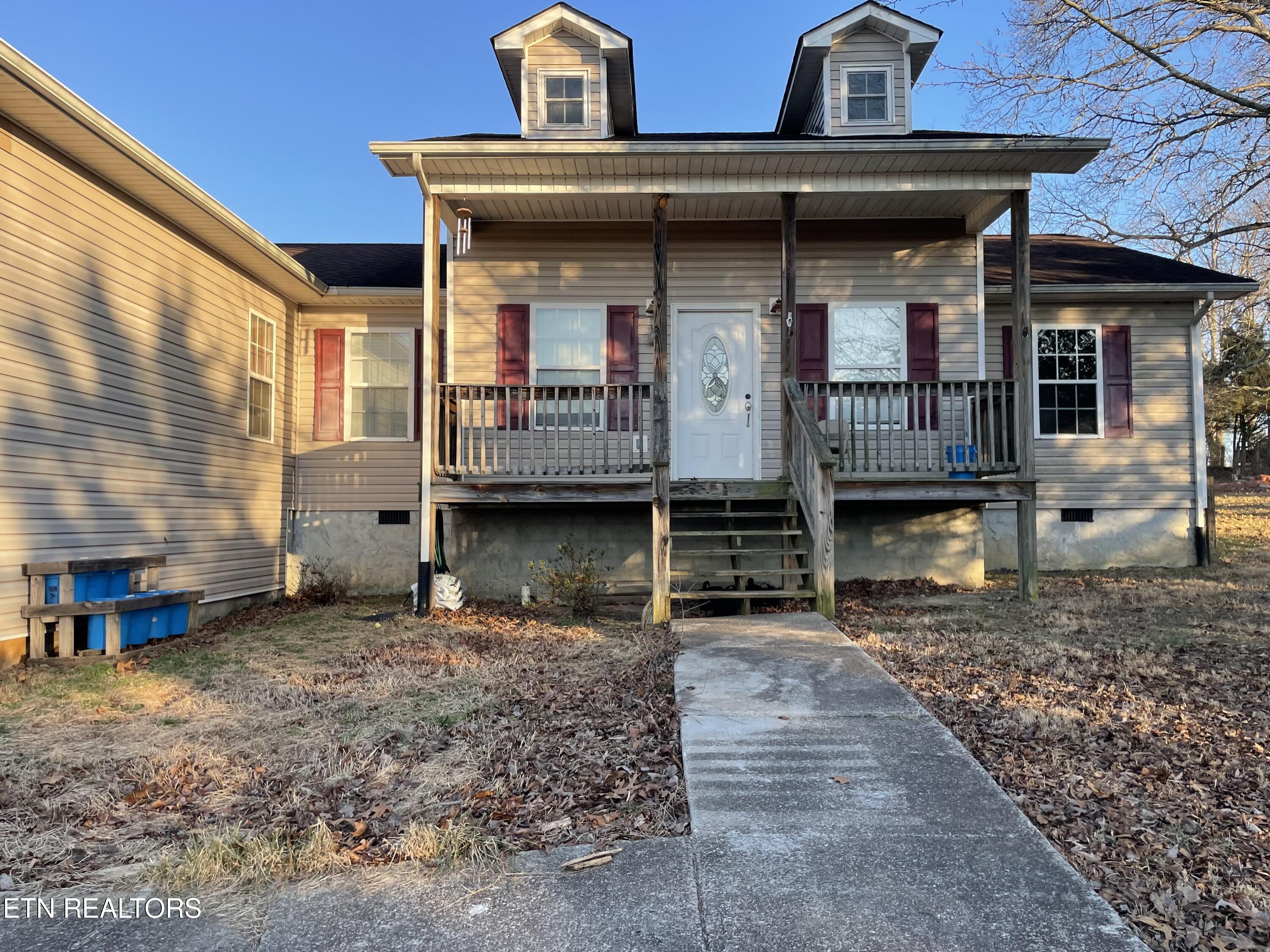135 Lee's Chapel Road Sweetwater TN 37874