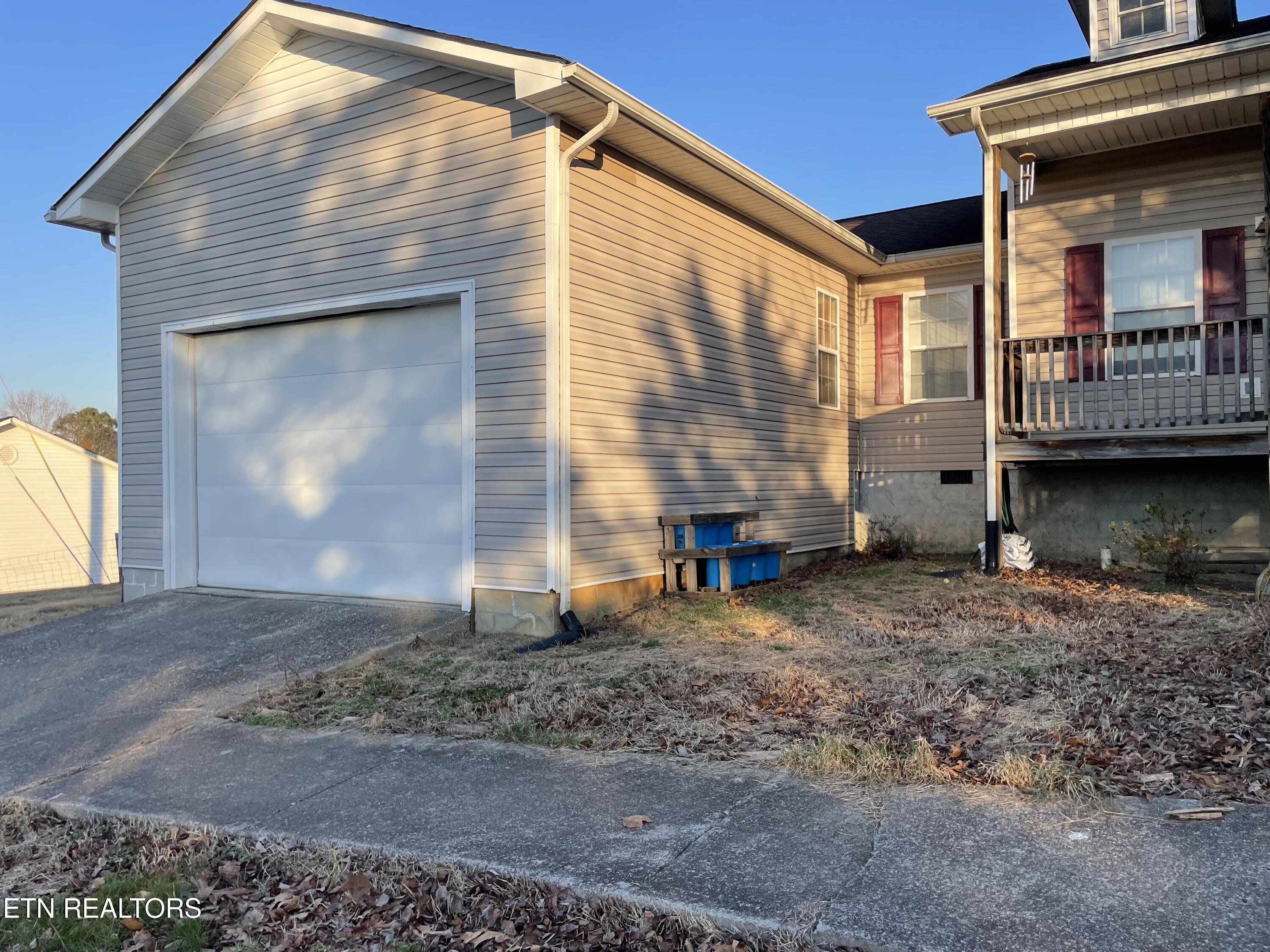 135 Lee's Chapel Road Sweetwater TN 37874