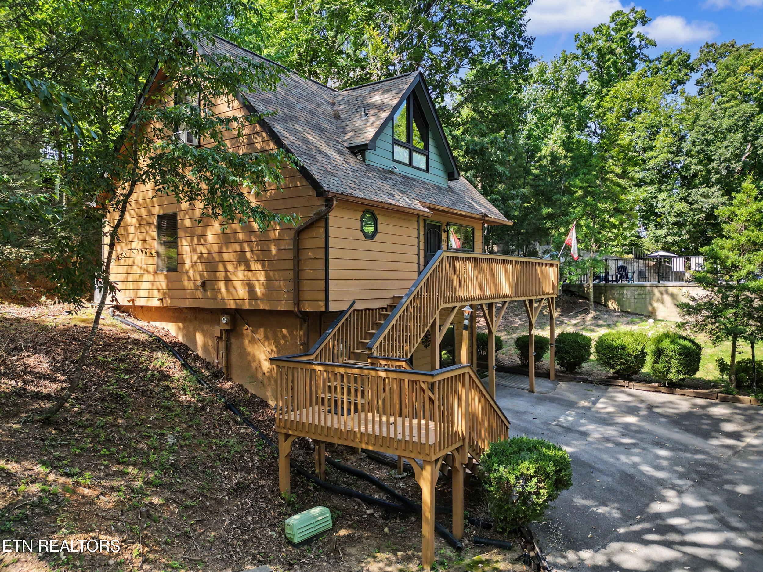 318 Greenwood Way Pigeon Forge TN 37863